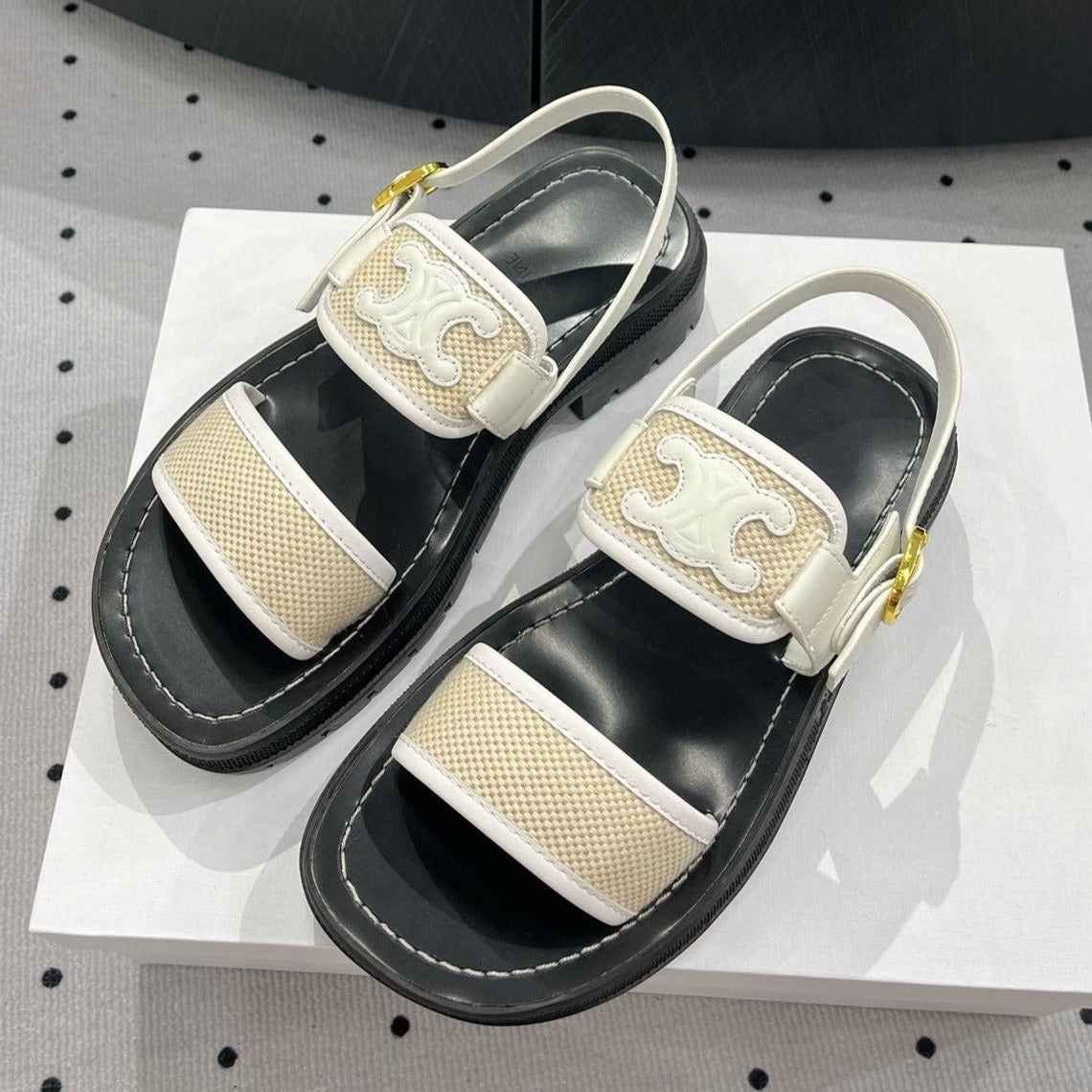 SANDALS FLAT SHOES WHITE CREAM - 35