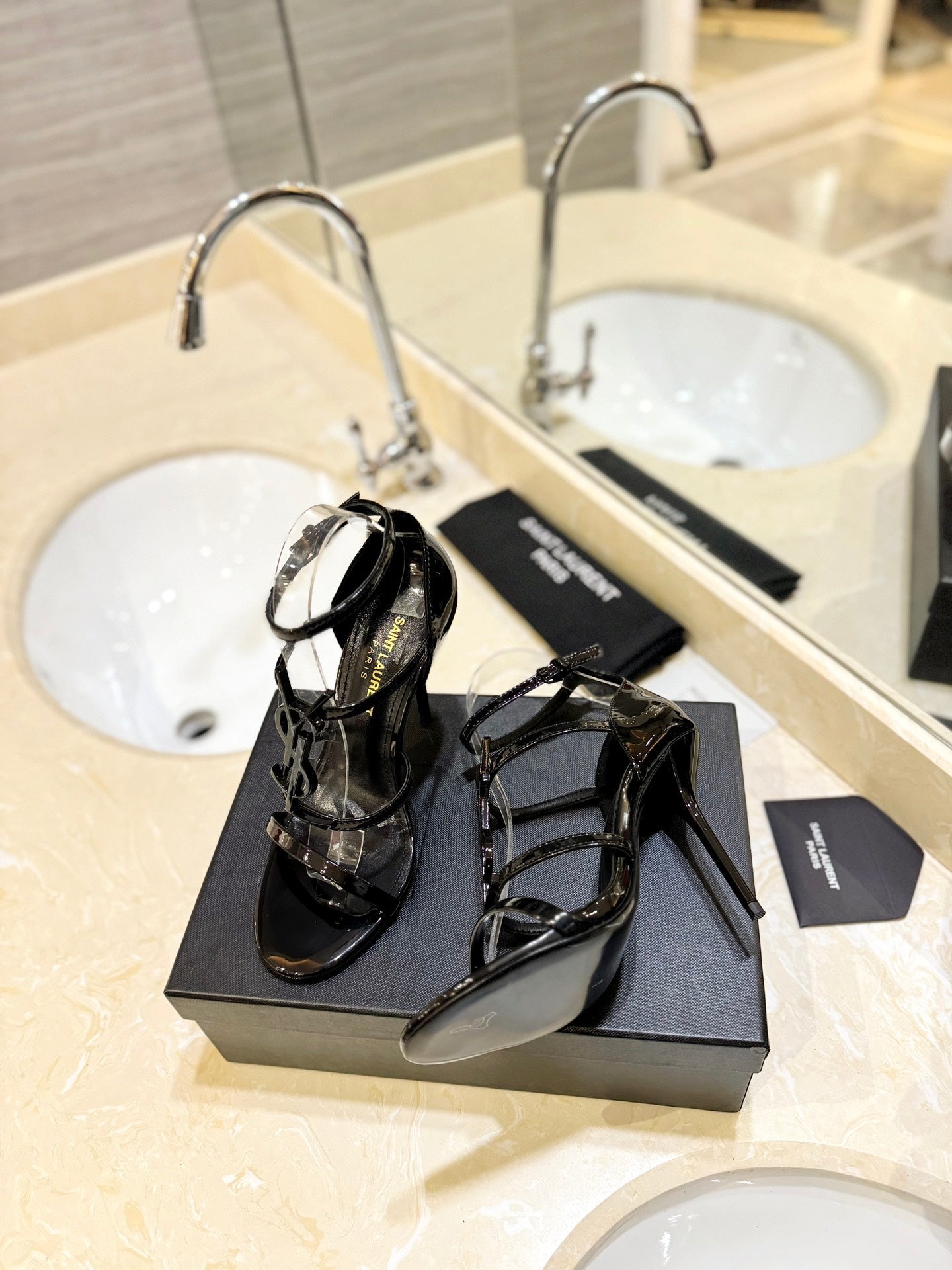 SL CASSANDRA HEELED SANDALS BLACK POLISHED CALFSKIN - 34