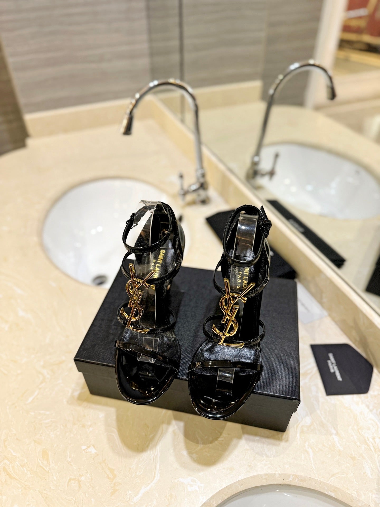 SL CASSANDRA HEELED SANDALS BLACK-GOLD CALFSKIN - 34