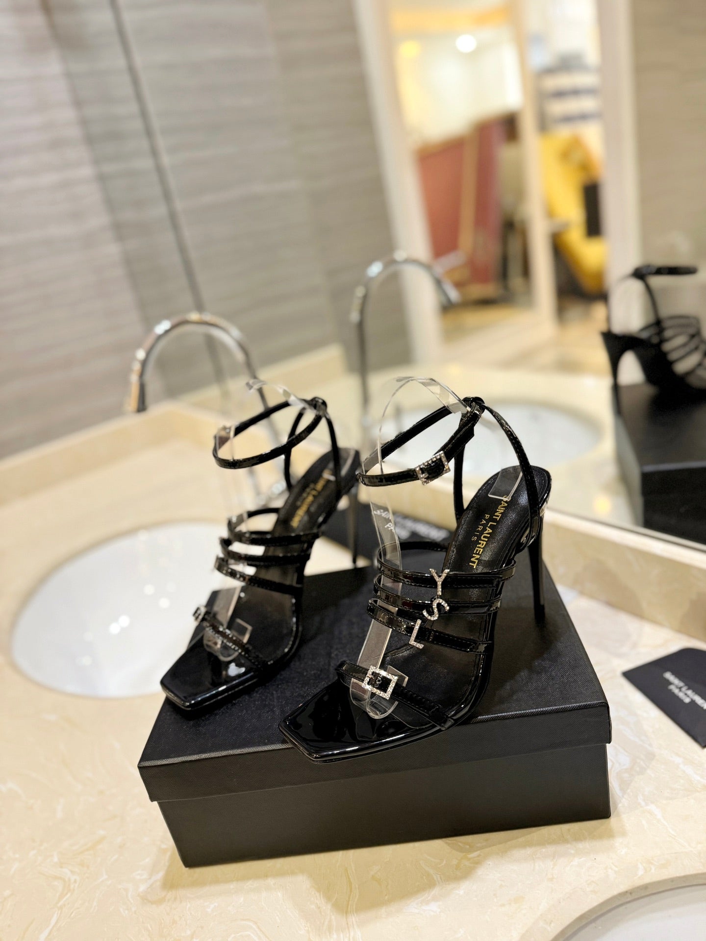 SL JERRY HEELED SANDALS BLACK POLISHED CALFSKIN - 35
