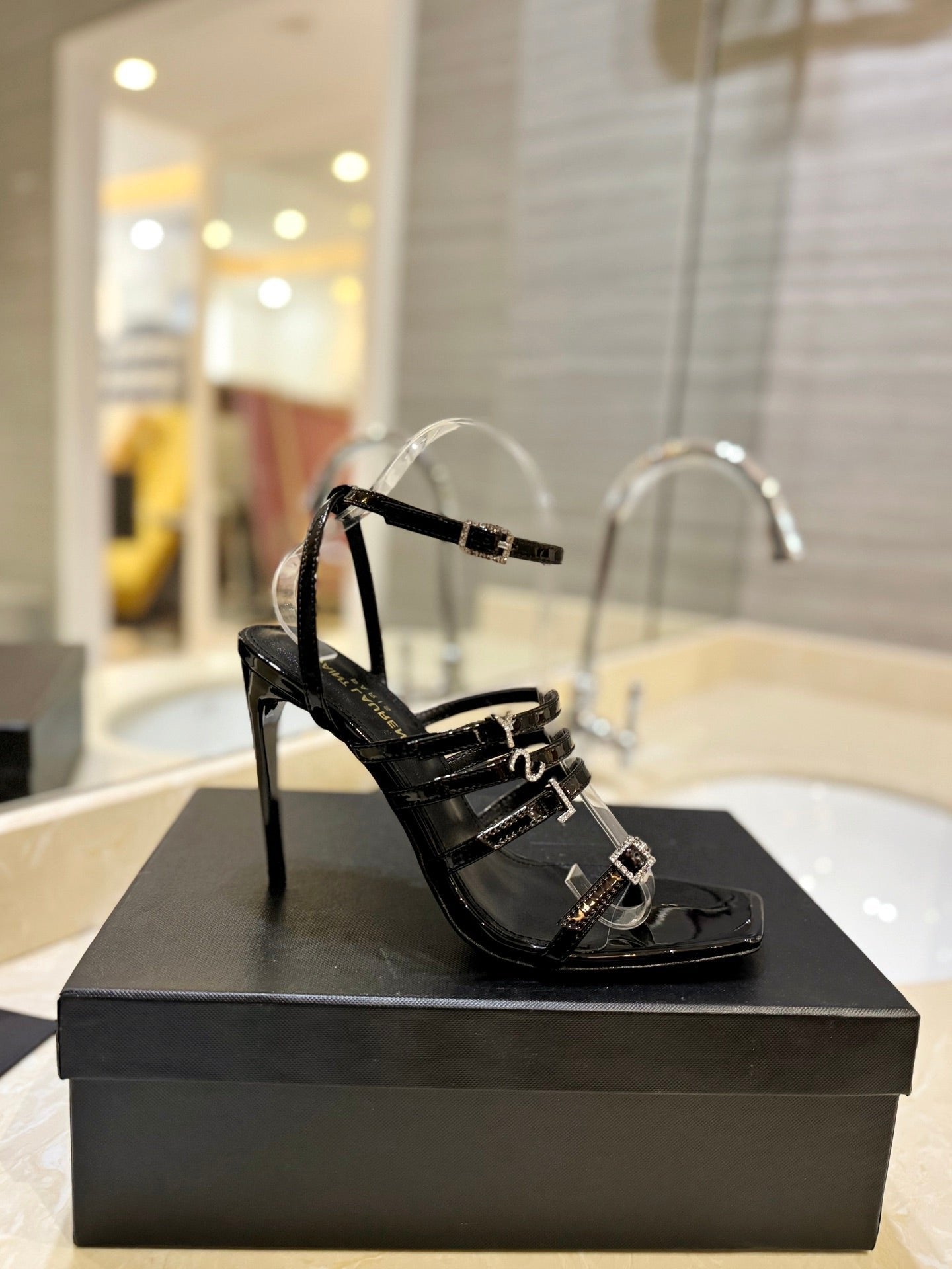 SL JERRY HEELED SANDALS BLACK POLISHED CALFSKIN - 35
