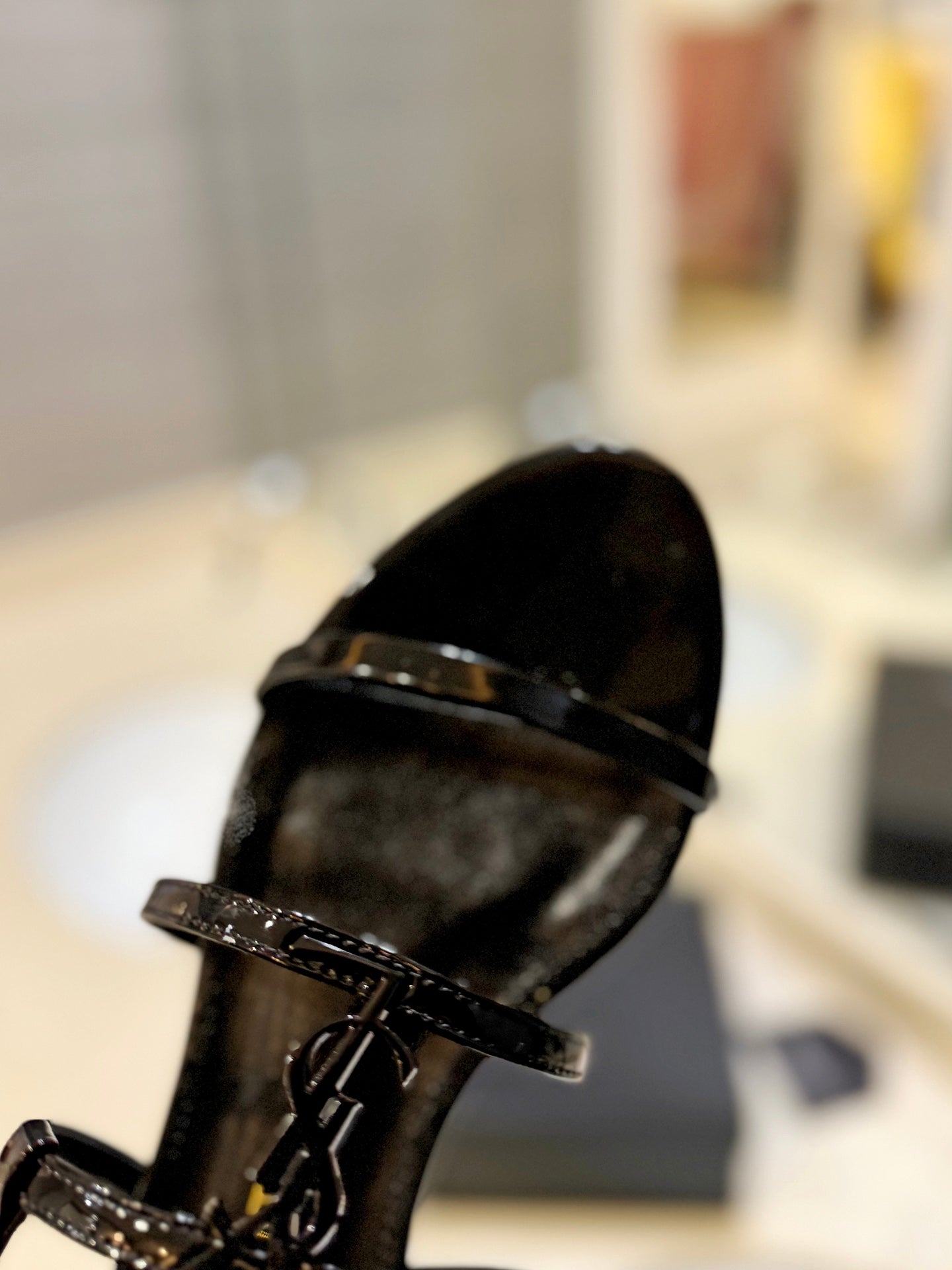 SL CASSANDRA FLAT SANDALS BLACK POLISHED CALFSKIN - 35