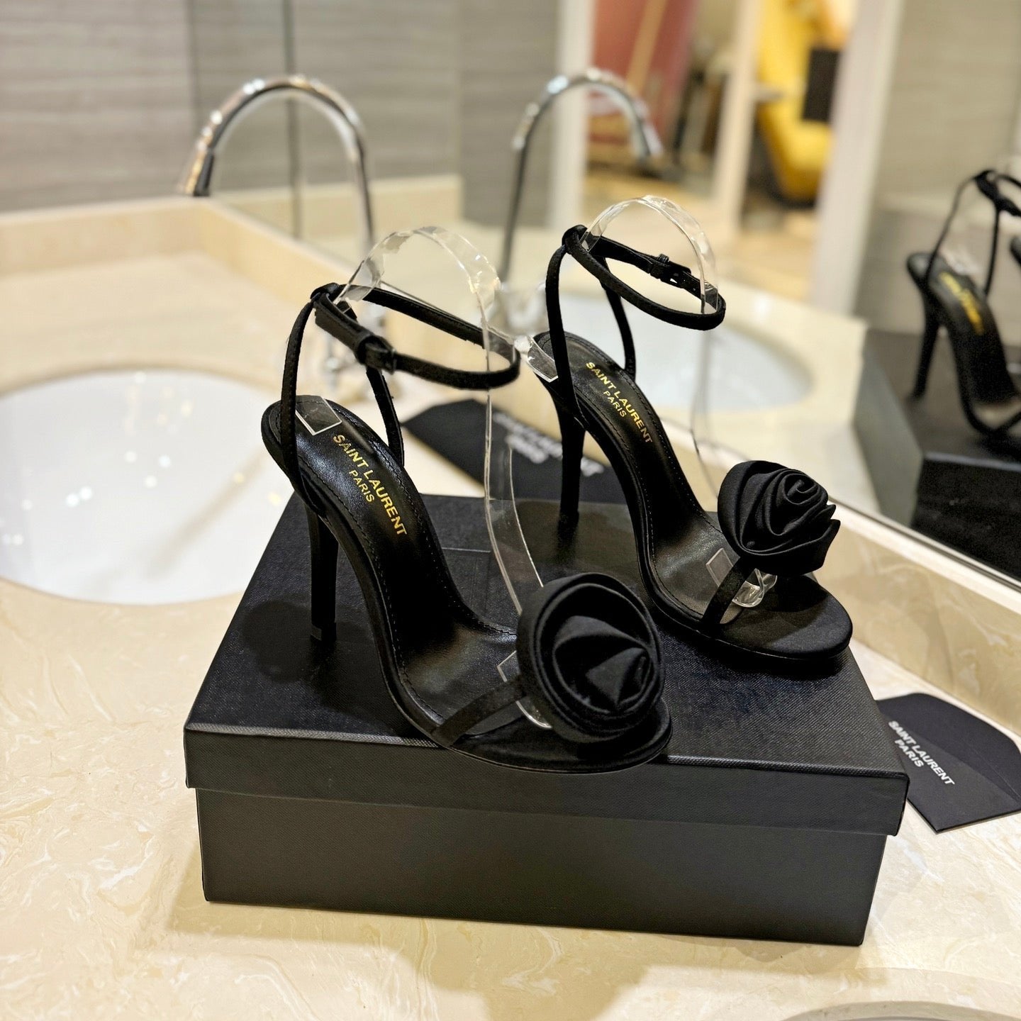 SL IVY FLORAL HEEL SANDALS BLACK SATIN - 34