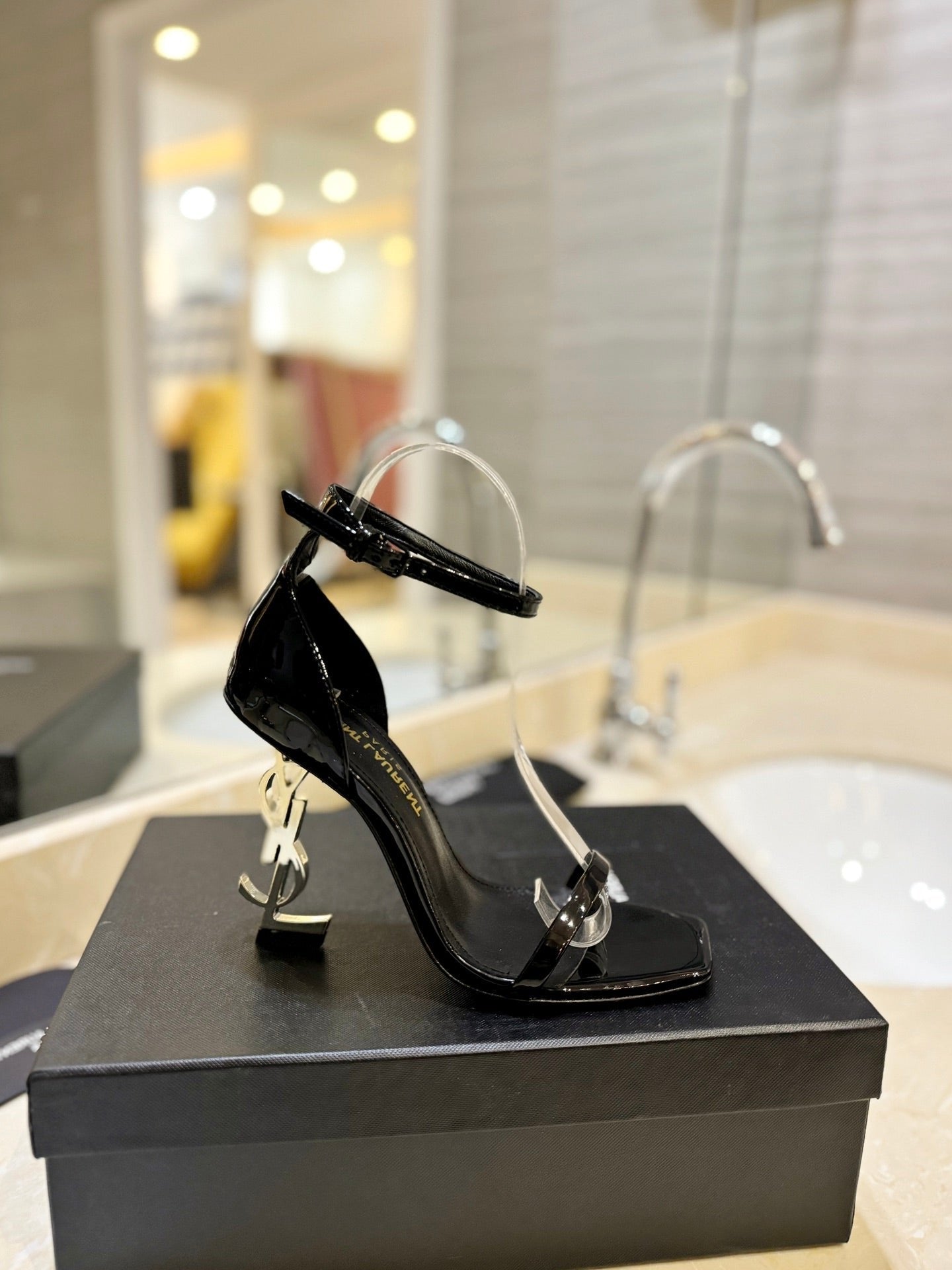 SL OPYUM SANDALS 105 BLACK AND GOLD CALFSKIN - 35