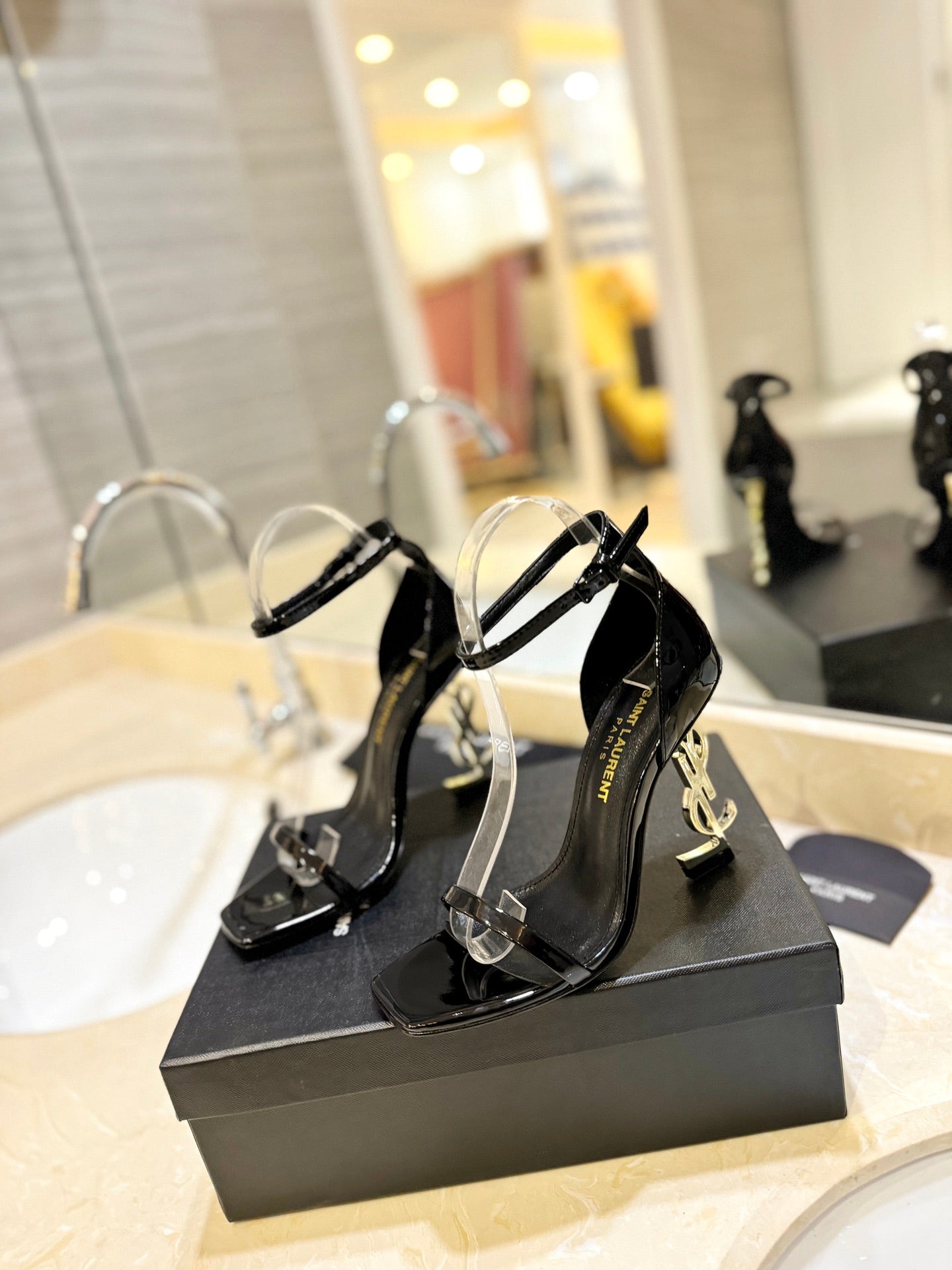 SL OPYUM SANDALS 105 BLACK AND GOLD CALFSKIN - 35