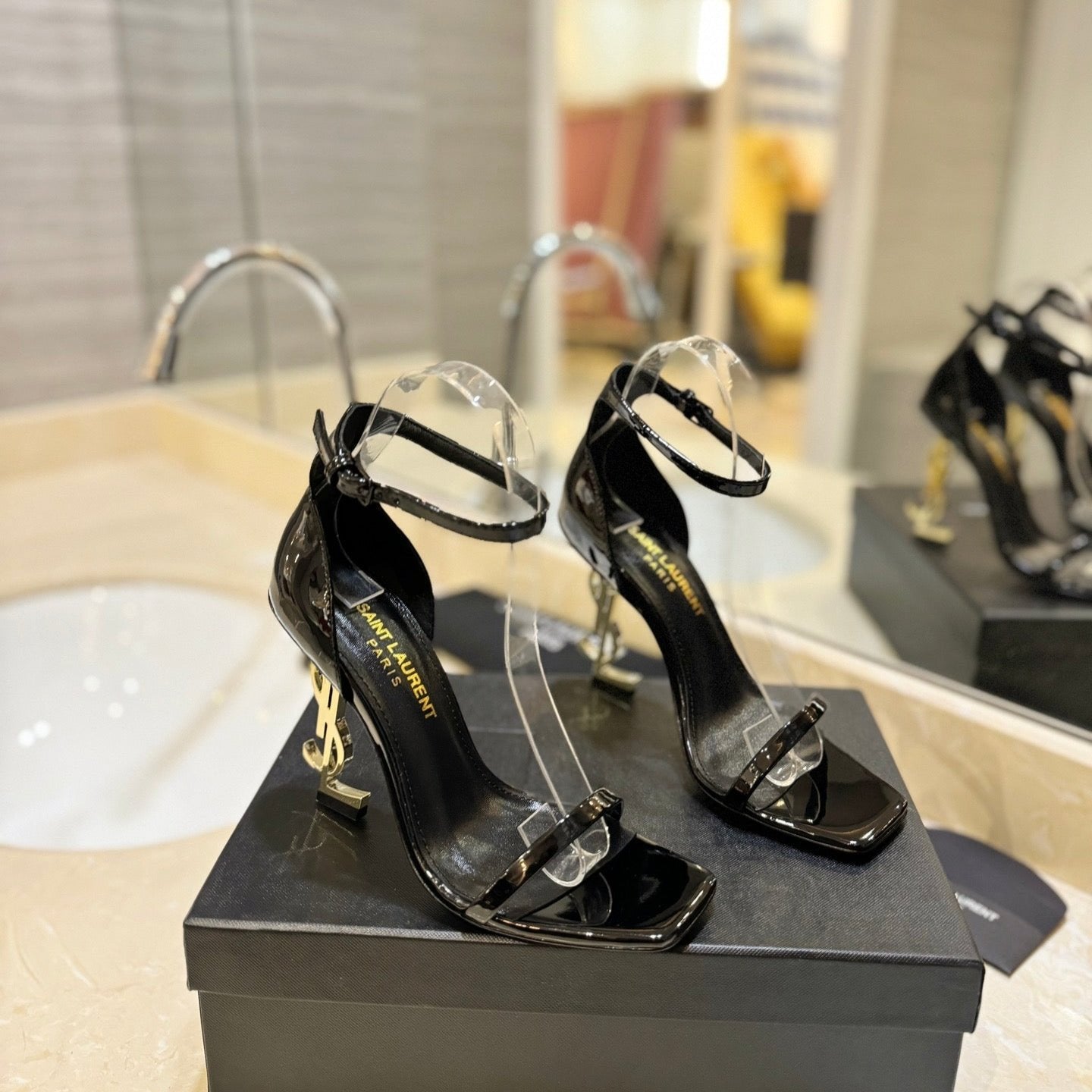 SL OPYUM SANDALS 105 BLACK AND GOLD CALFSKIN - 35