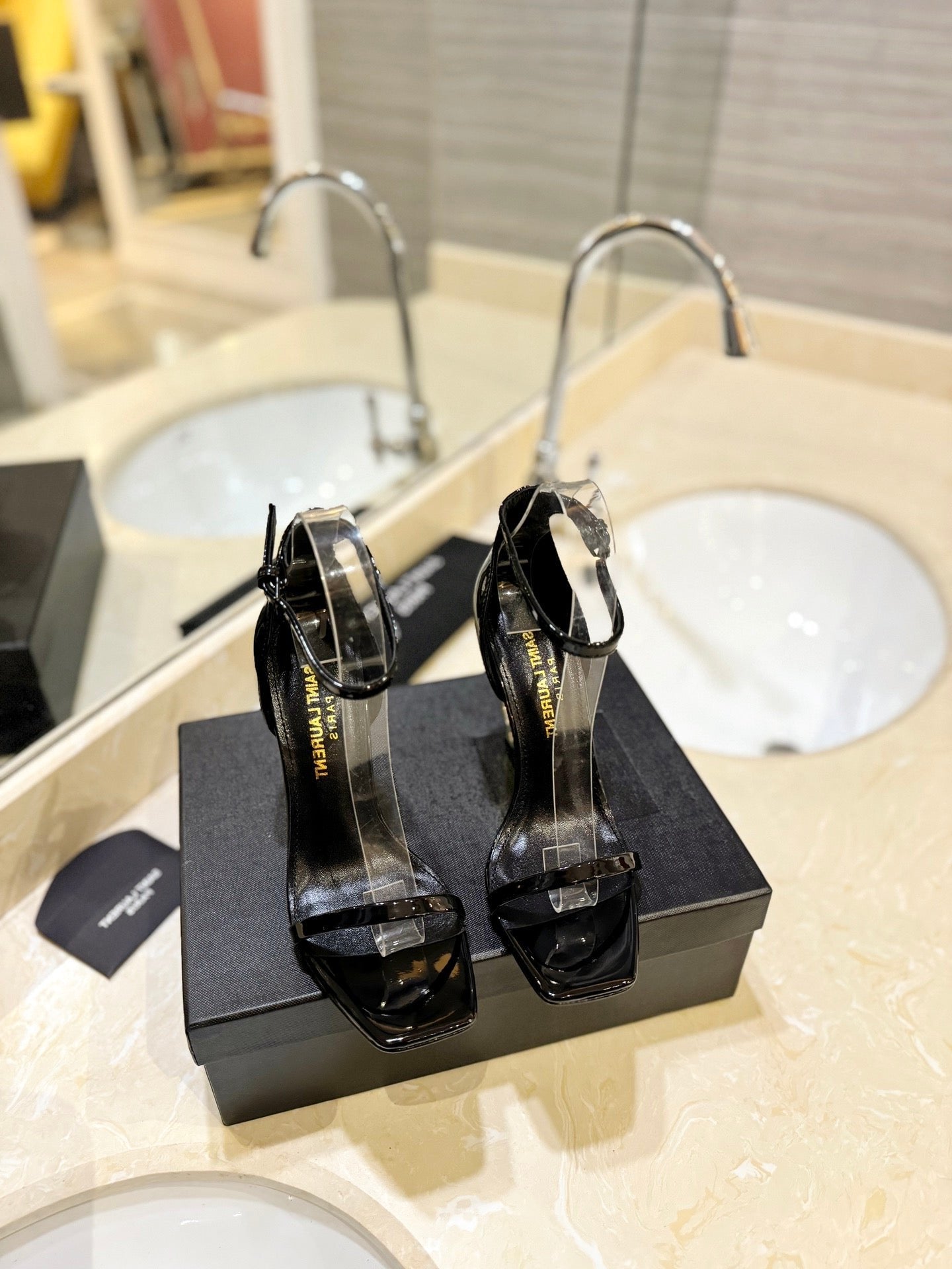 SL OPYUM SANDALS 105 BLACK AND GOLD CALFSKIN - 35