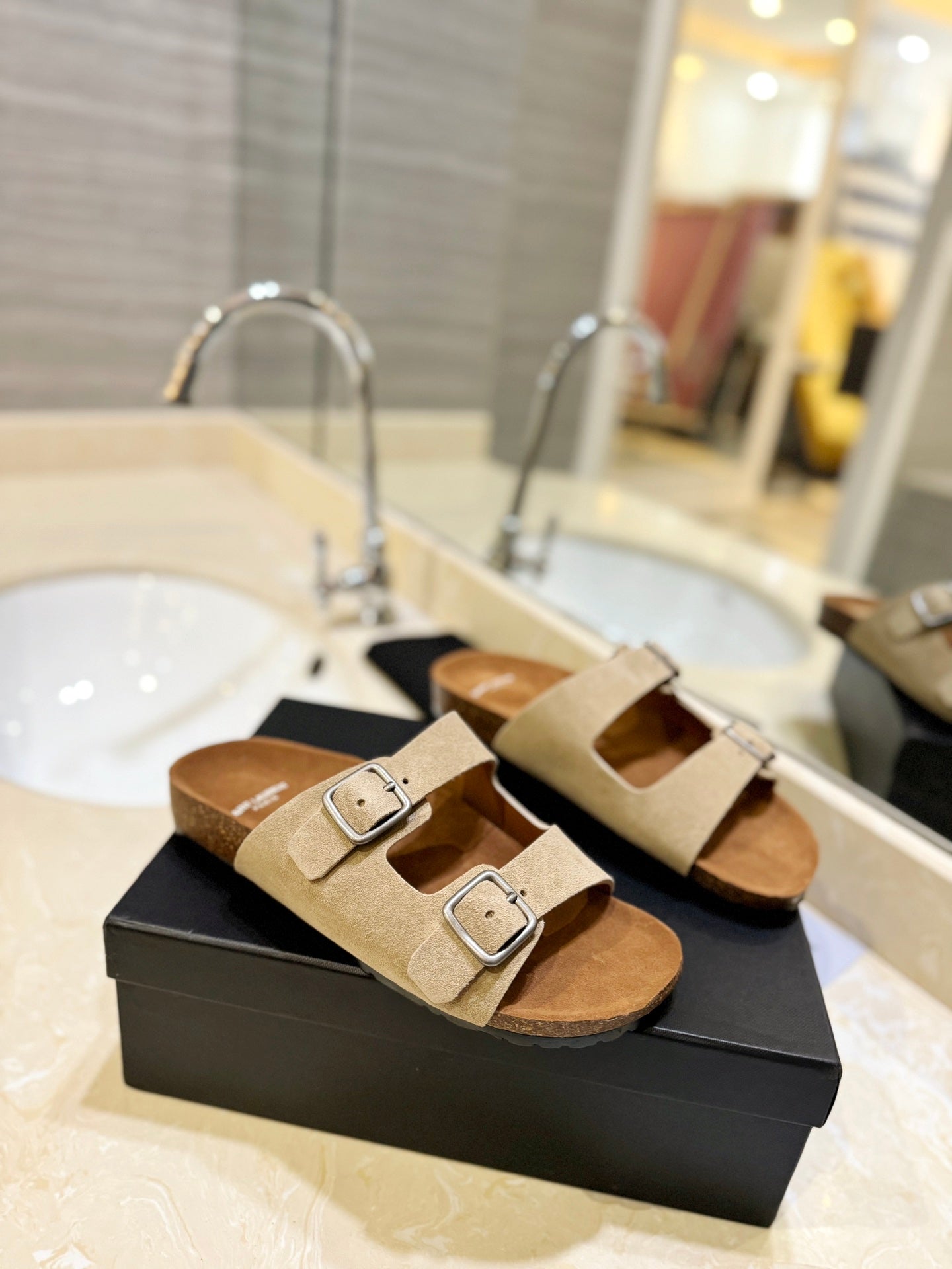 SL Flat Sandal Women Brown Beige Seude - 35