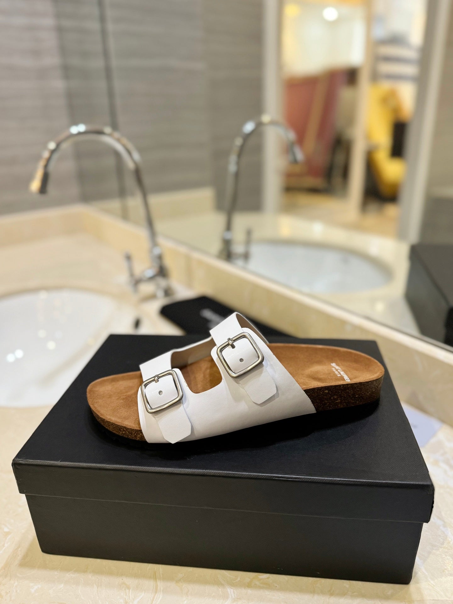 SL Flat Sandal Women Brown Seude White Calfskin - 35