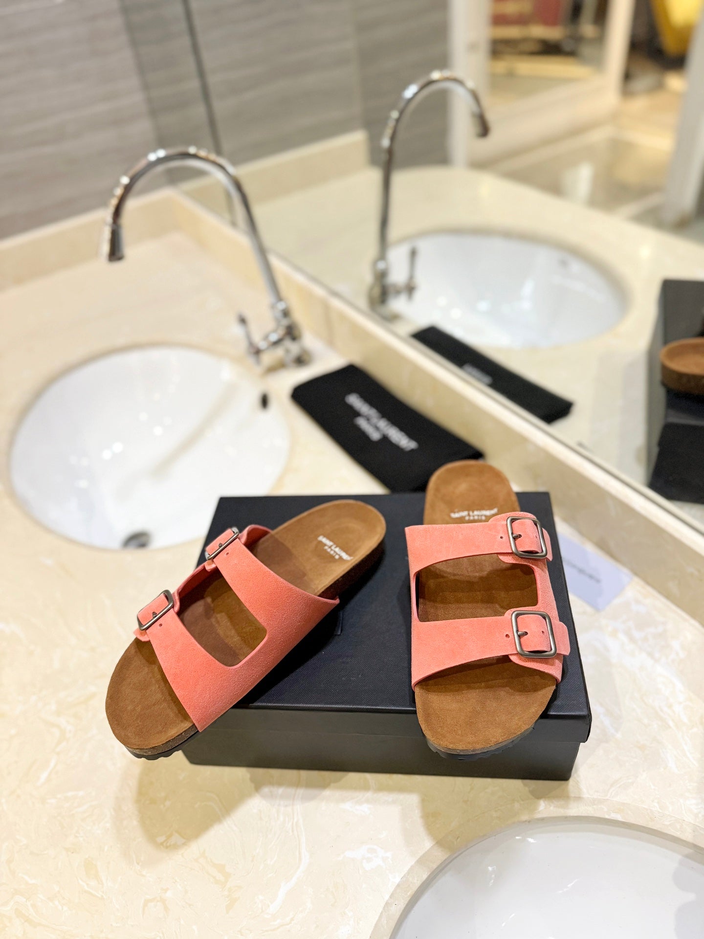 SL Flat Sandal Women Brown Pink Seude - 35