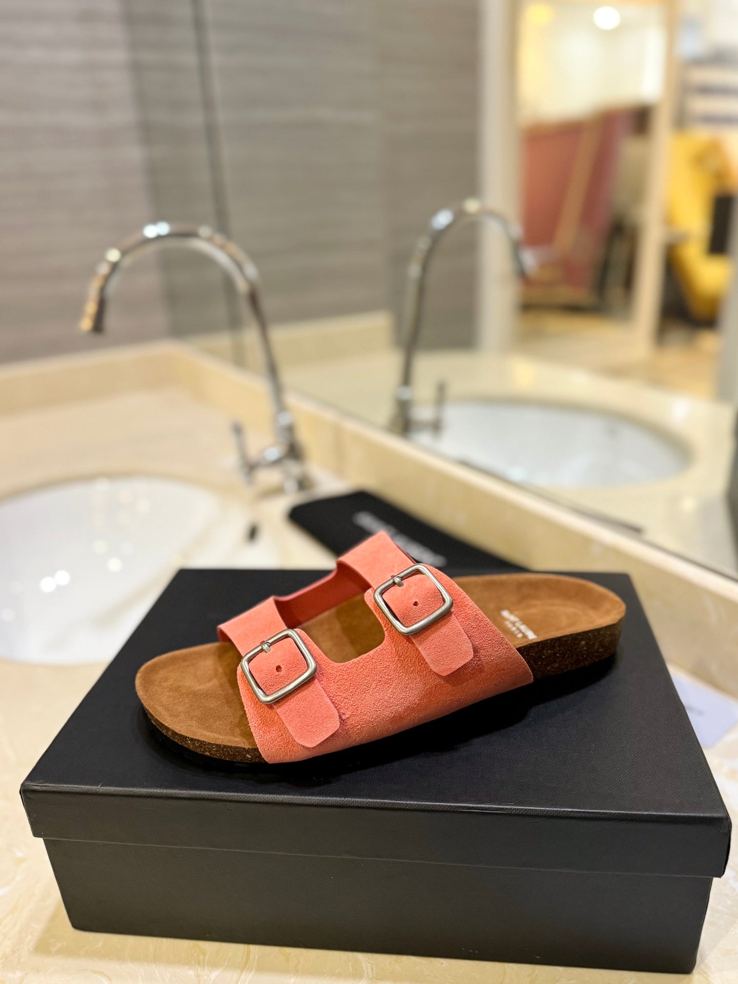 SL Flat Sandal Women Brown Pink Seude - 35