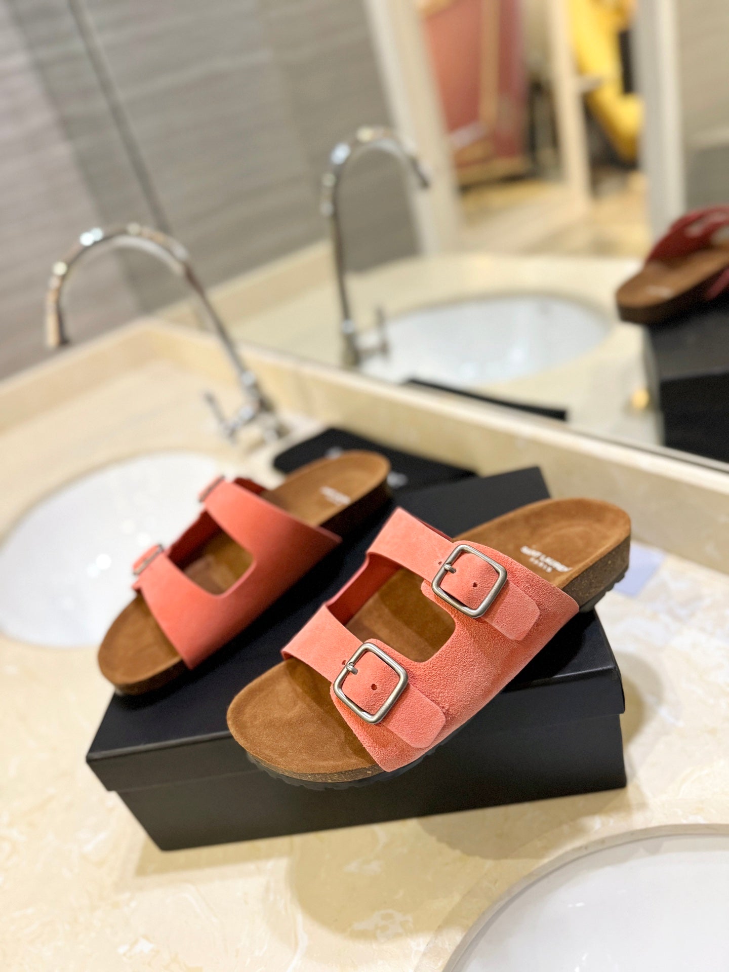 SL Flat Sandal Women Brown Pink Seude - 35