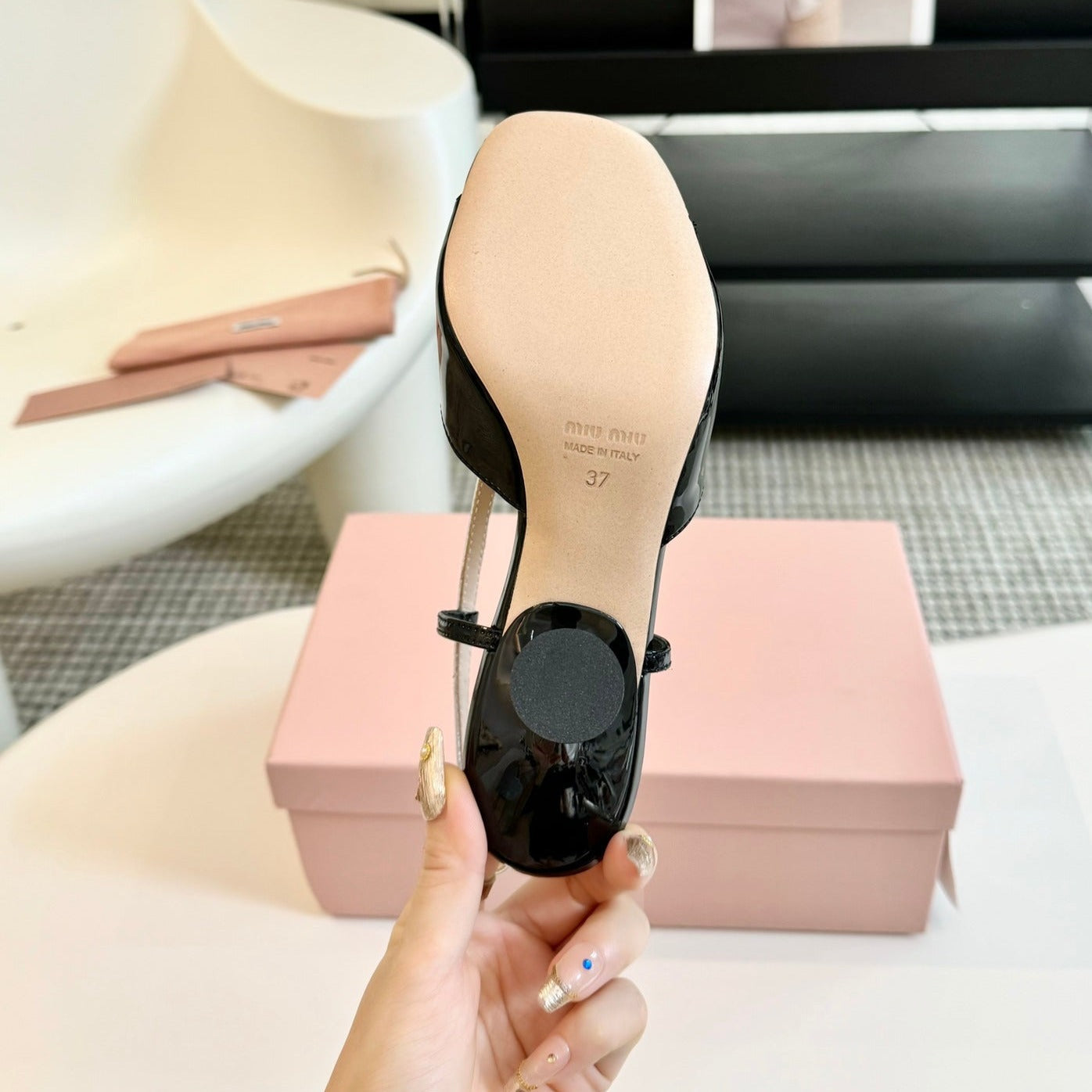 Black High Heels With Silver Bow - 35