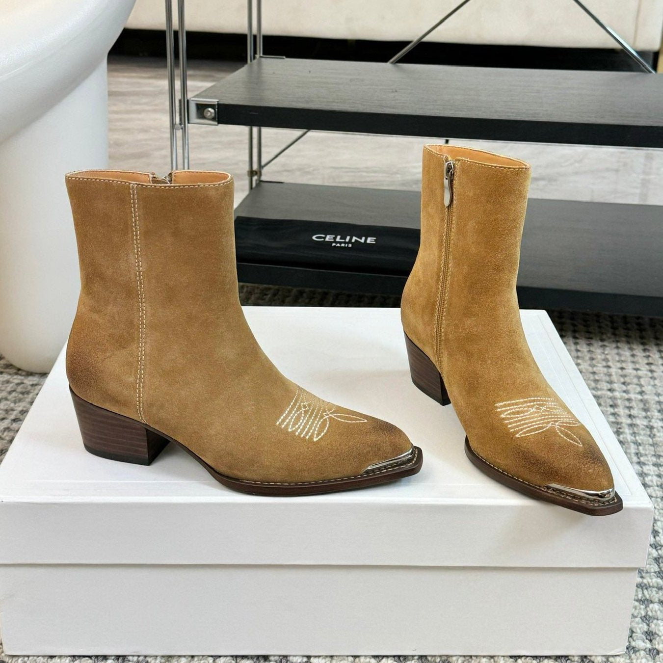 ANKLE BOOTS 45 MM IN PEANUT BROWN SUEDE - 35