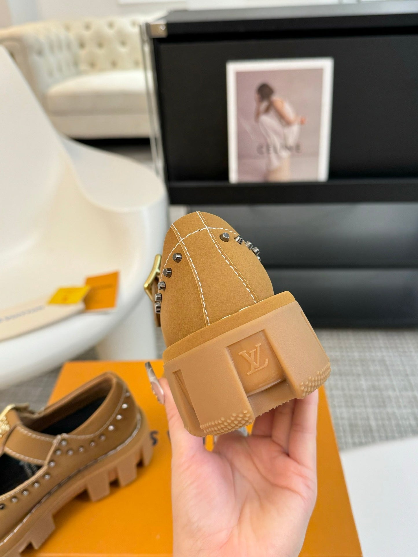 LV CHECKER MARY JANE IN PEANUT BROWN CALFSKIN - 35