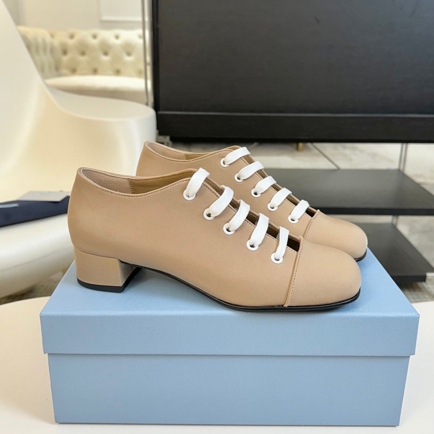 LACE-UP HIGH SHOES IN BEIGE CANVAS - 35