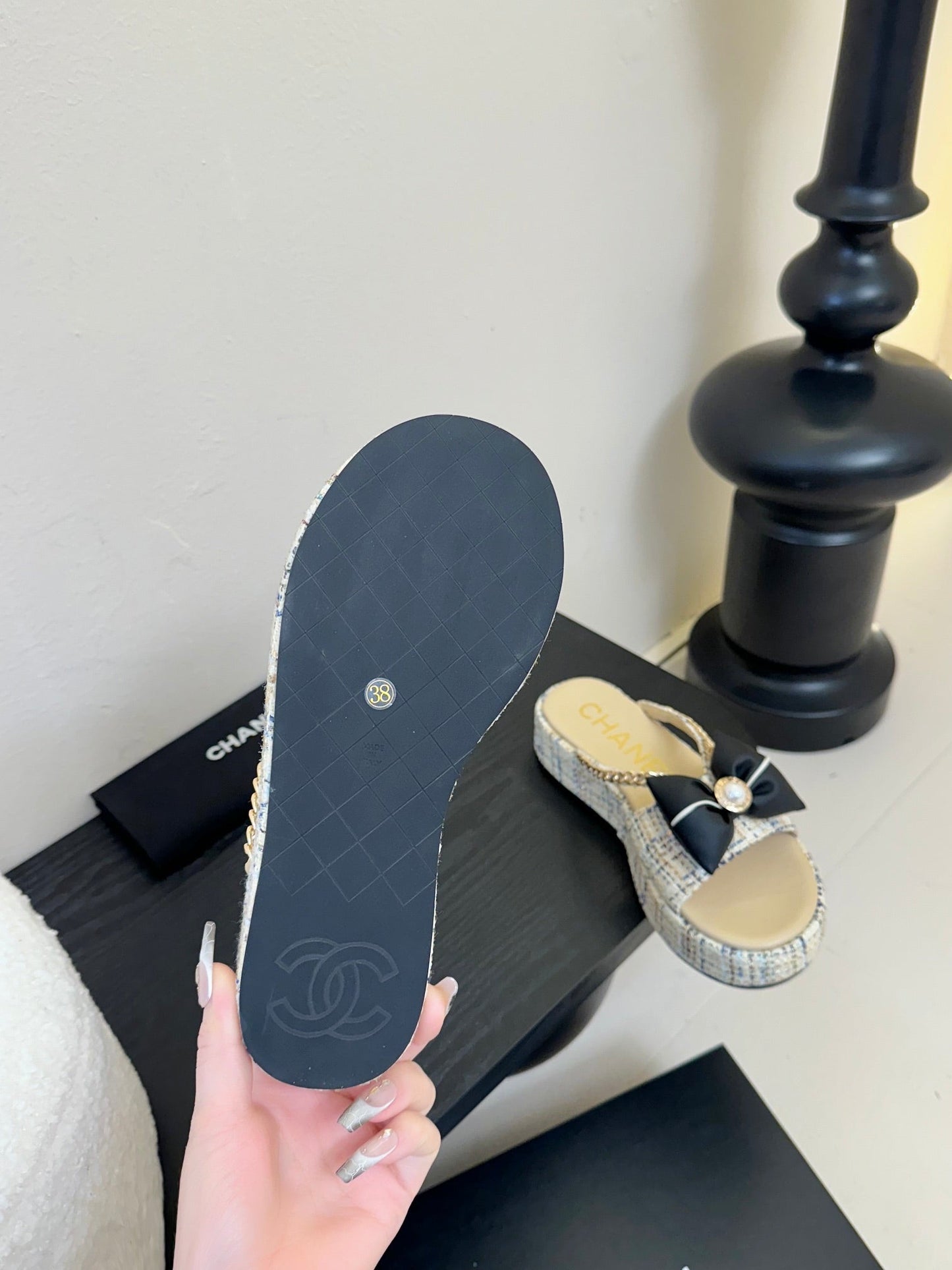 PLATFORM FLIP-FLOPS IN BEIGE TWEED FABRIC - 35
