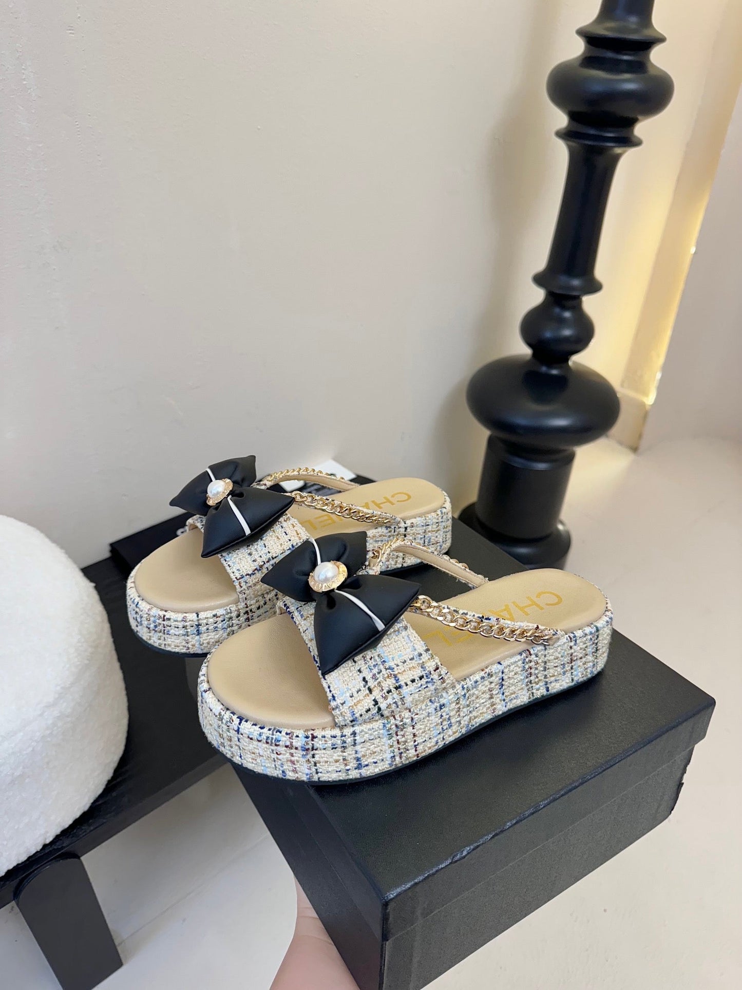 PLATFORM FLIP-FLOPS IN BEIGE TWEED FABRIC - 35