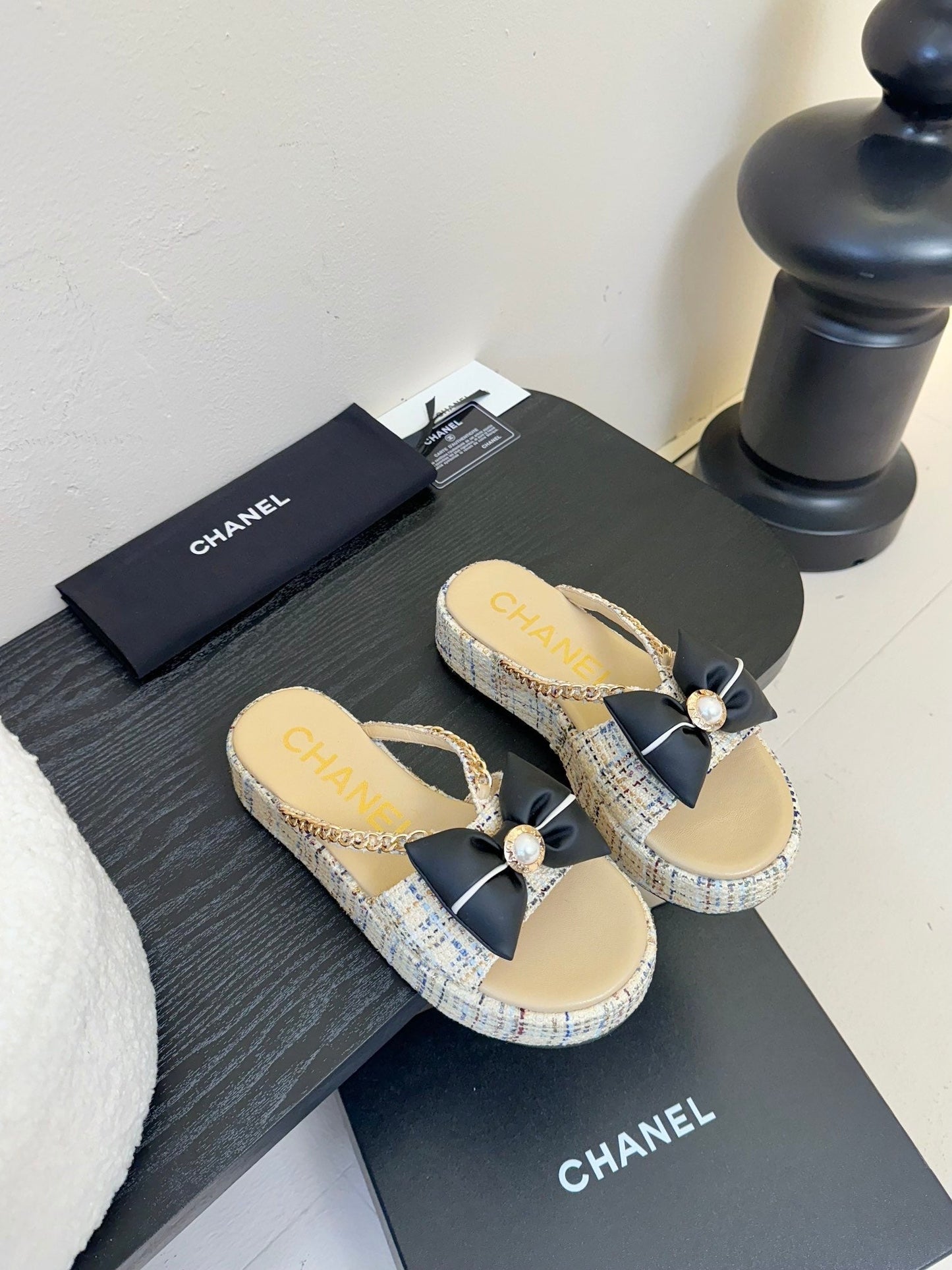 PLATFORM FLIP-FLOPS IN BEIGE TWEED FABRIC - 35