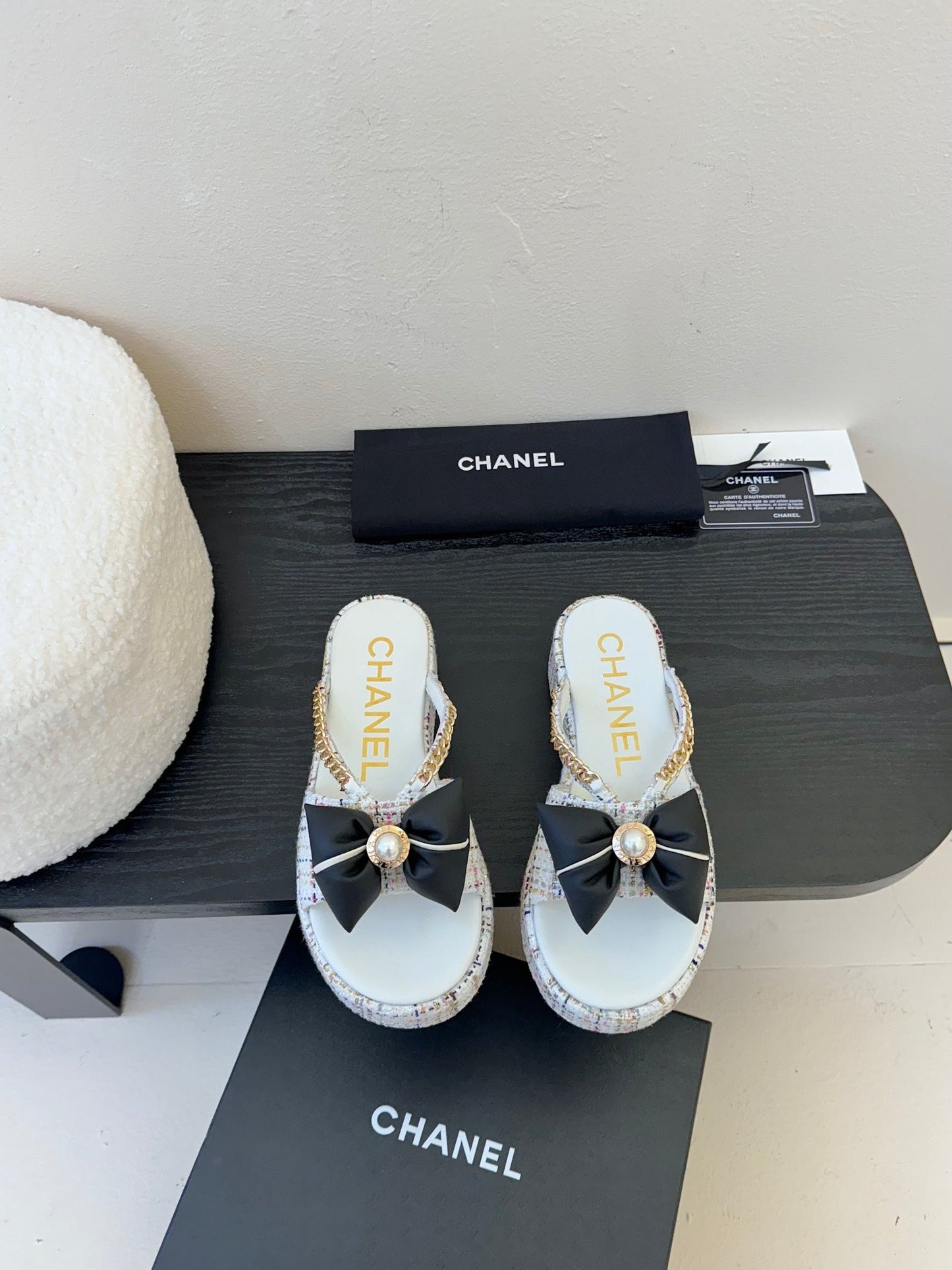 PLATFORM FLIP-FLOPS IN WHITE TWEED FABRIC - 35