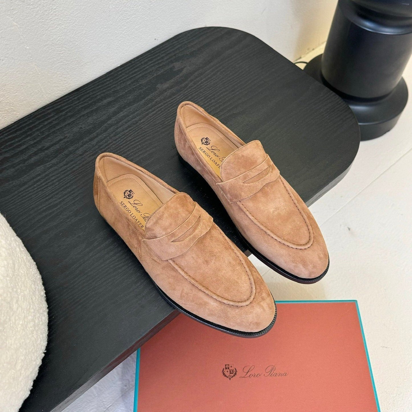 CLASSIC LOAFERS IN TERRACOTTA SUEDE - 35