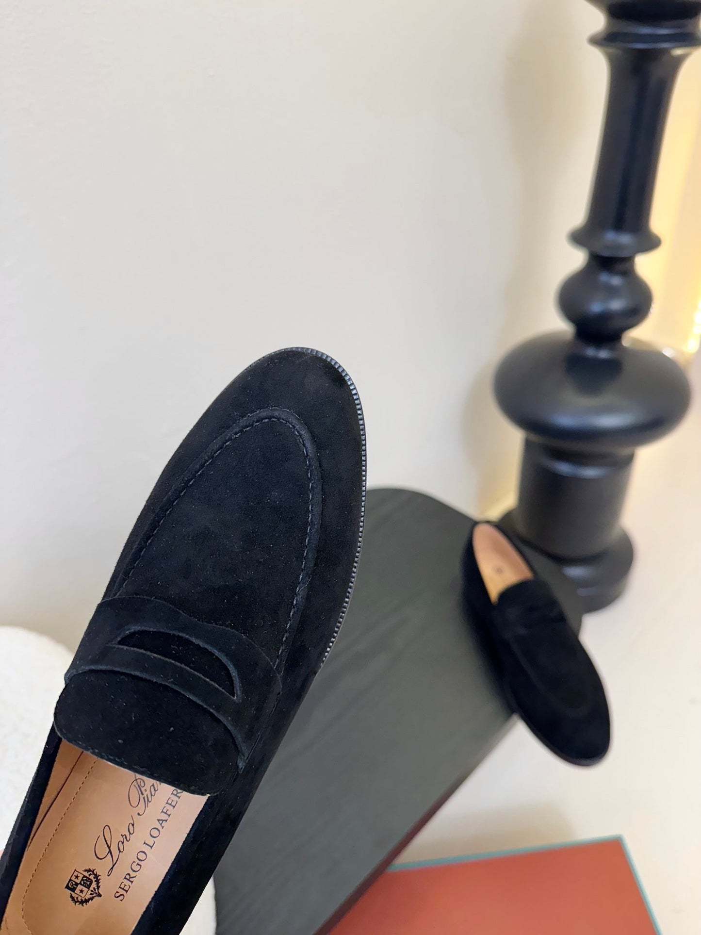 CLASSIC LOAFERS IN BLACK SUEDE - 35