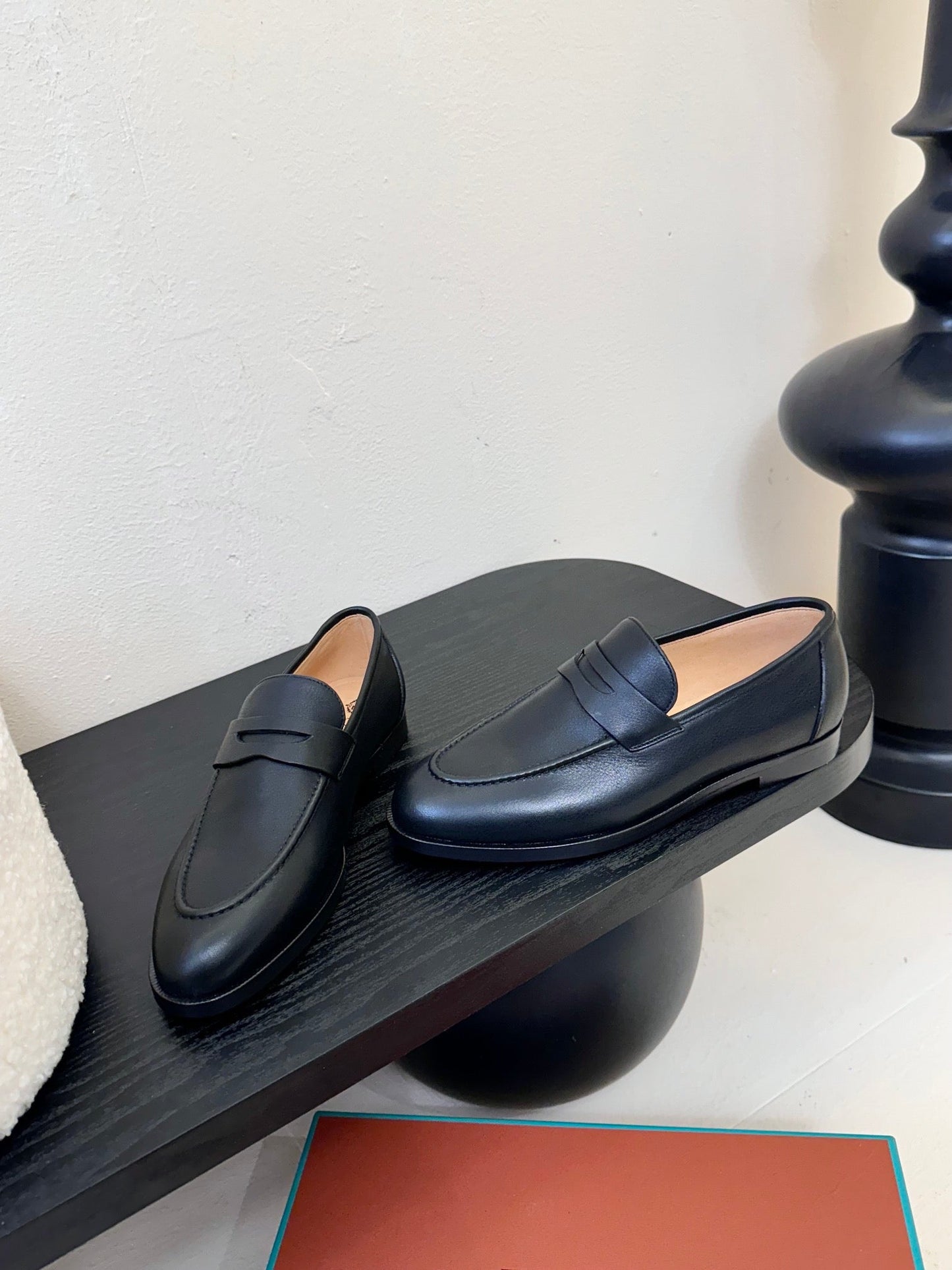 LOAFERS IN BLACK LAMBSKIN - 35