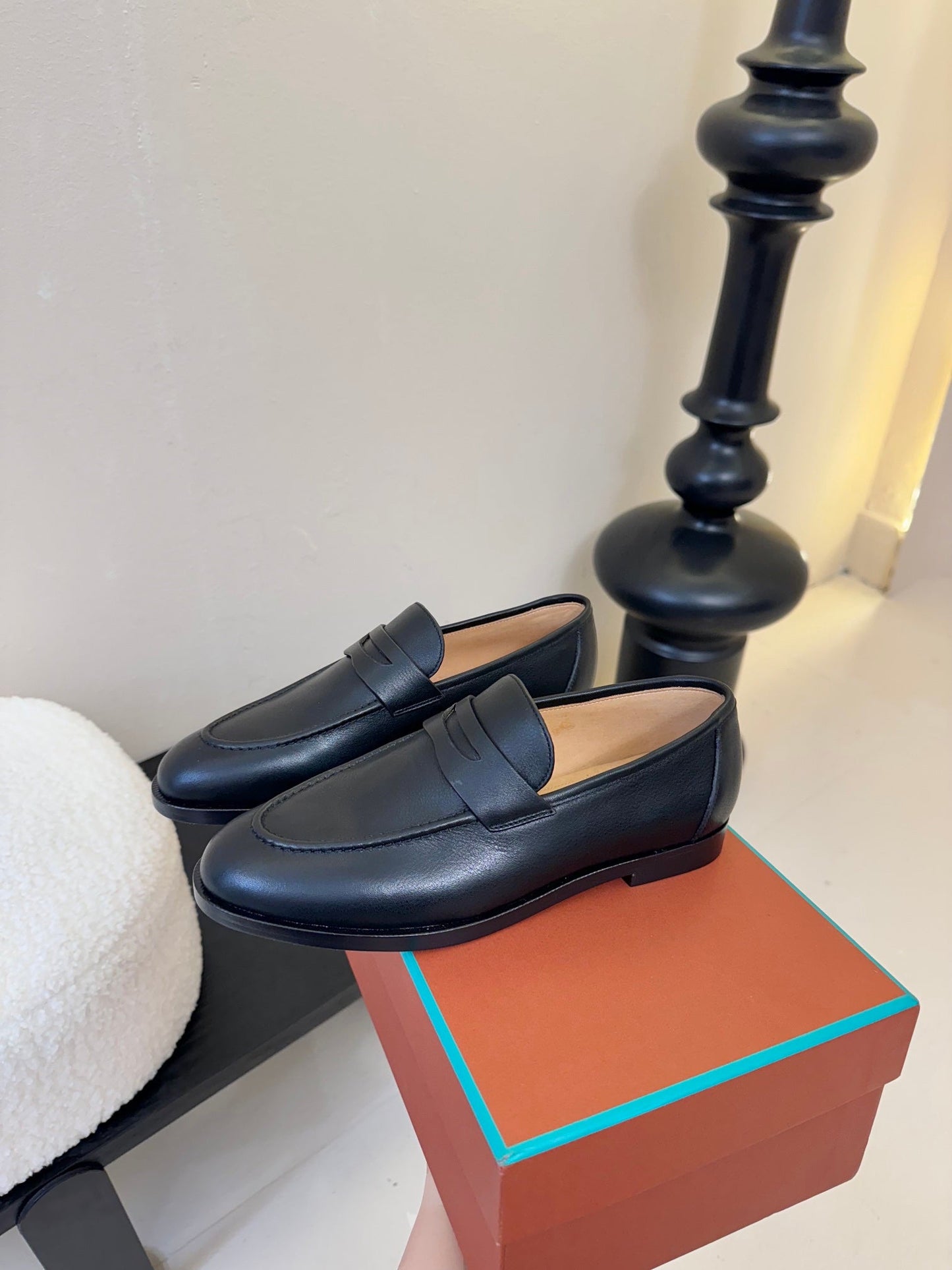 LOAFERS IN BLACK LAMBSKIN - 35