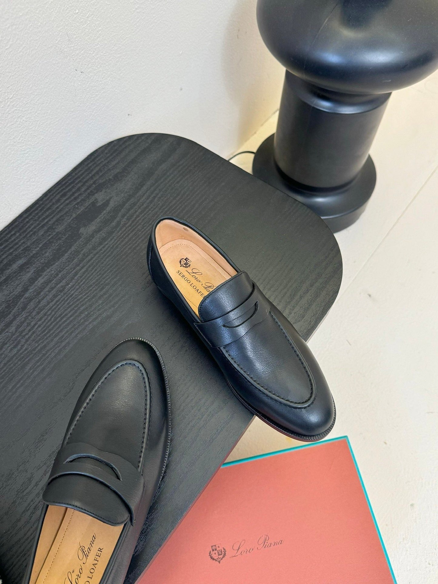 LOAFERS IN BLACK LAMBSKIN - 35