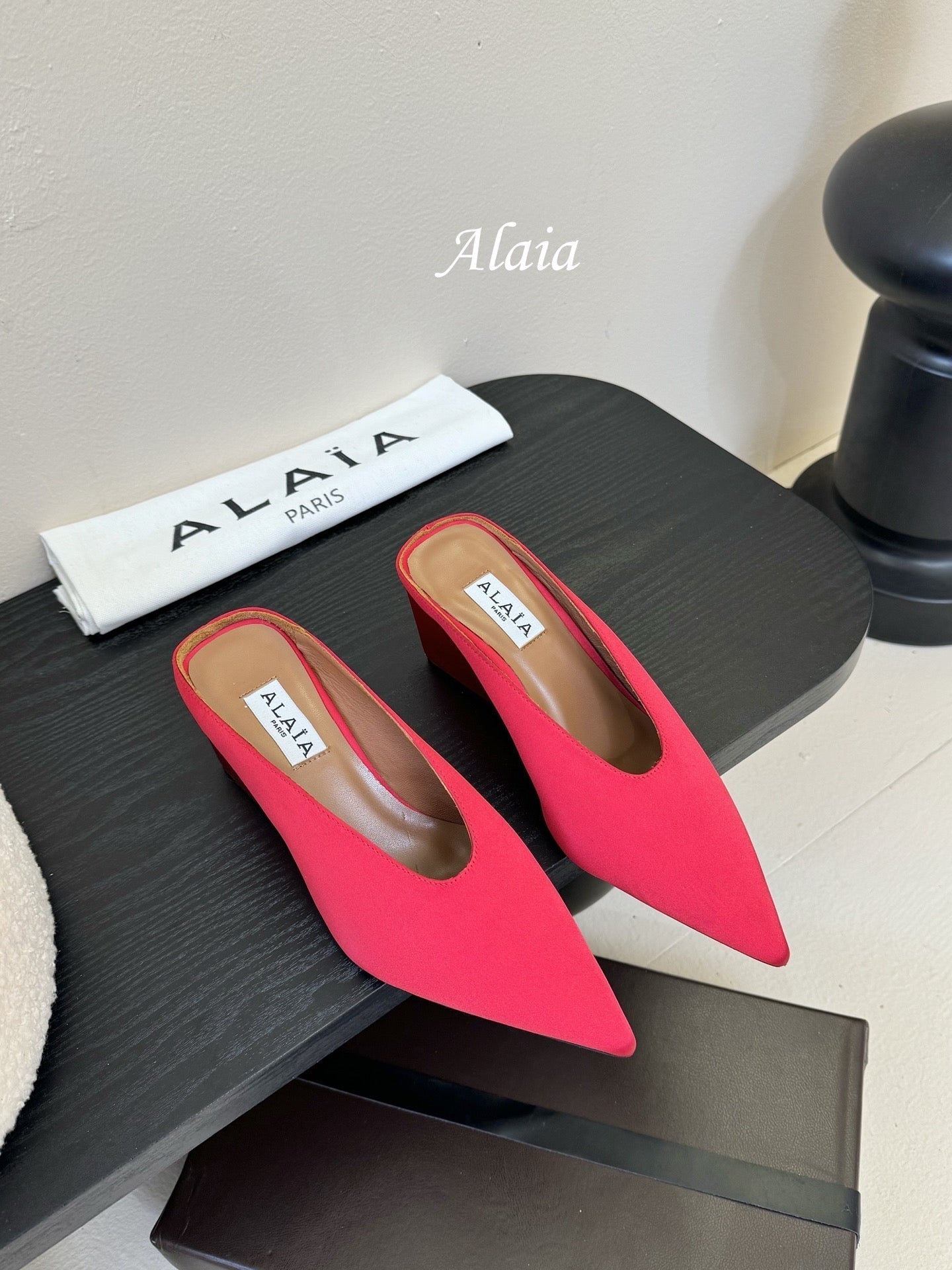 ALAIA HIGH MULES 25S IN RED SATIN - 35