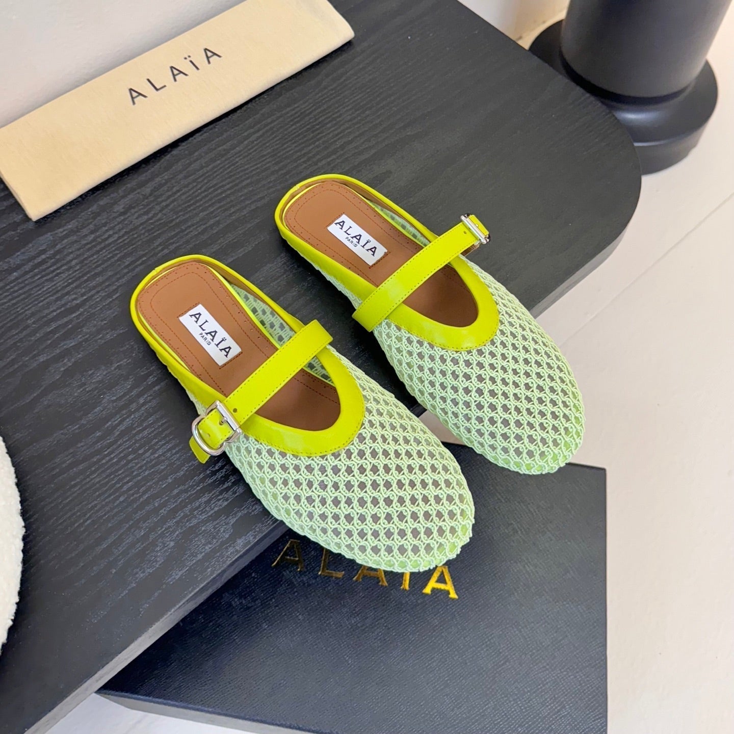 ALAIA FLAT MULES 25S IN MINT GREEN WOVEN MESH - 35