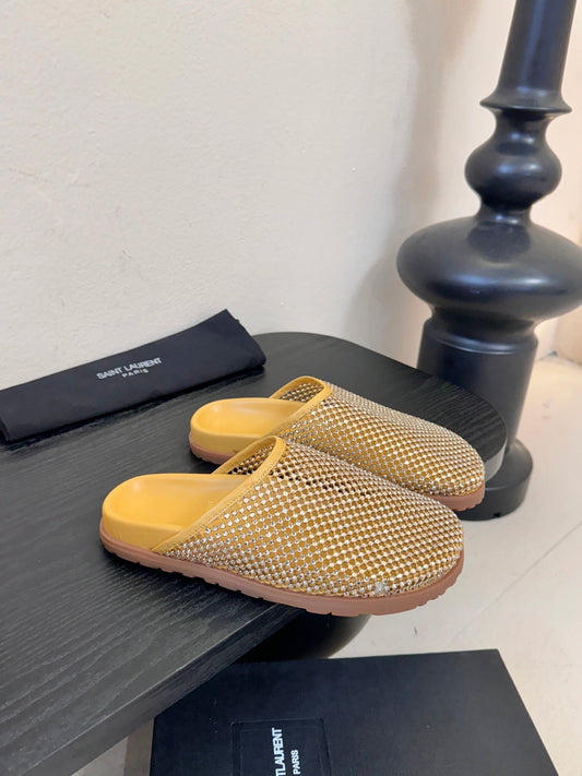 БОСОНІЖКИ YSL 26S MESH MULES З БЕЖЕВО-ЖОВТОЇ ТЕЛЯЧОЇ ШКІРИ З СІТЧАСТИМИ ВСТАВКАМИ ТА СТРАЗАМИ