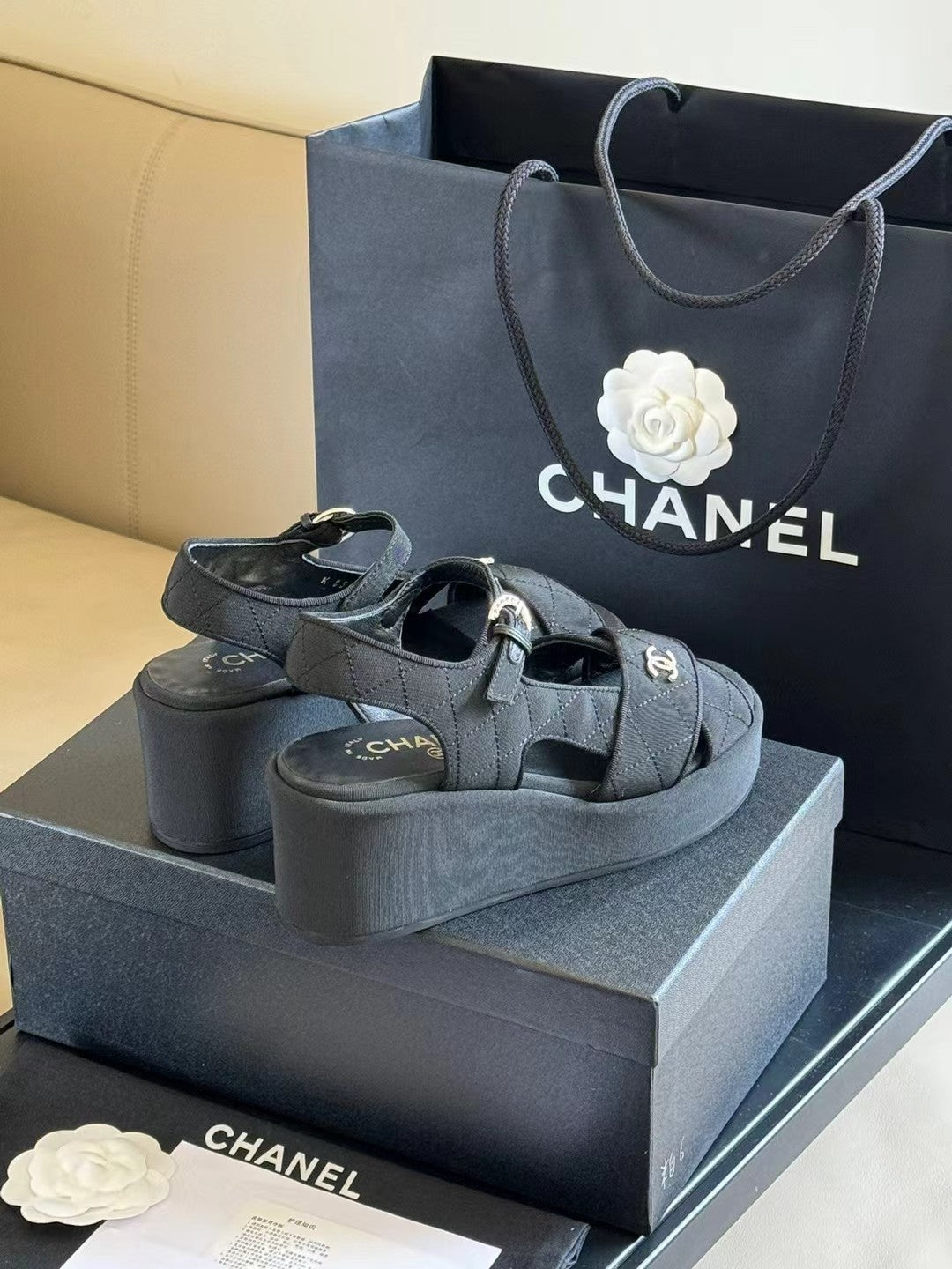 CC CLASSIC WEDGE SANDALS IN BLACK FABRIC - 35