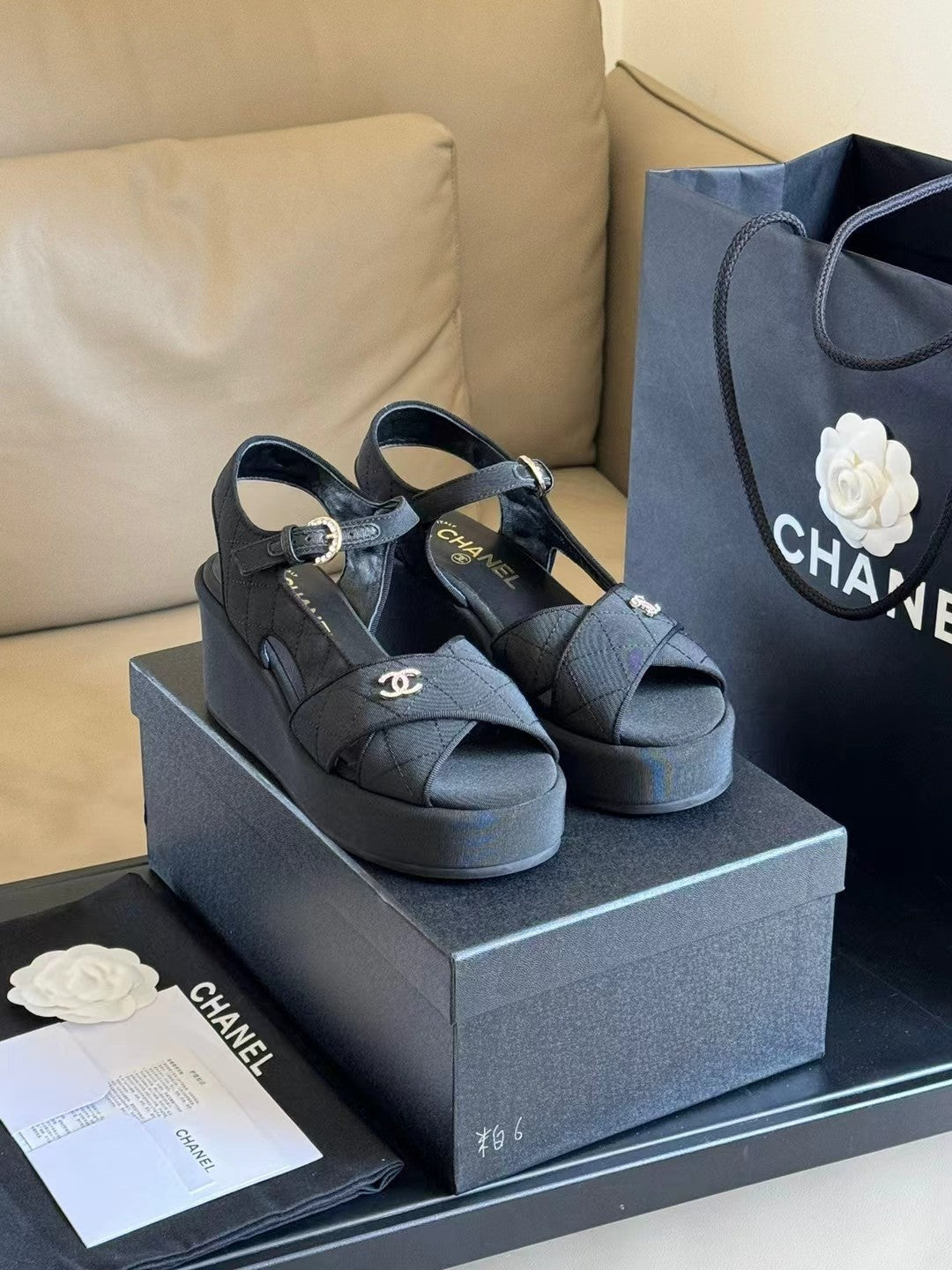 CC CLASSIC WEDGE SANDALS IN BLACK FABRIC - 35