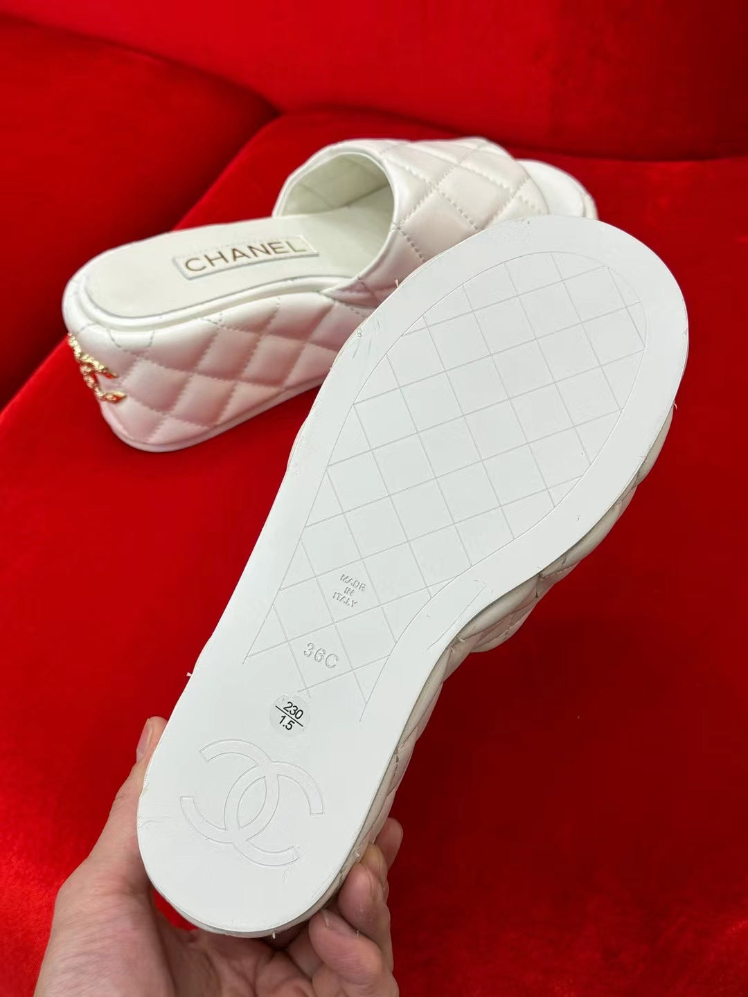 CC WEDGE HEELS WHITE LAMBSKIN - 35