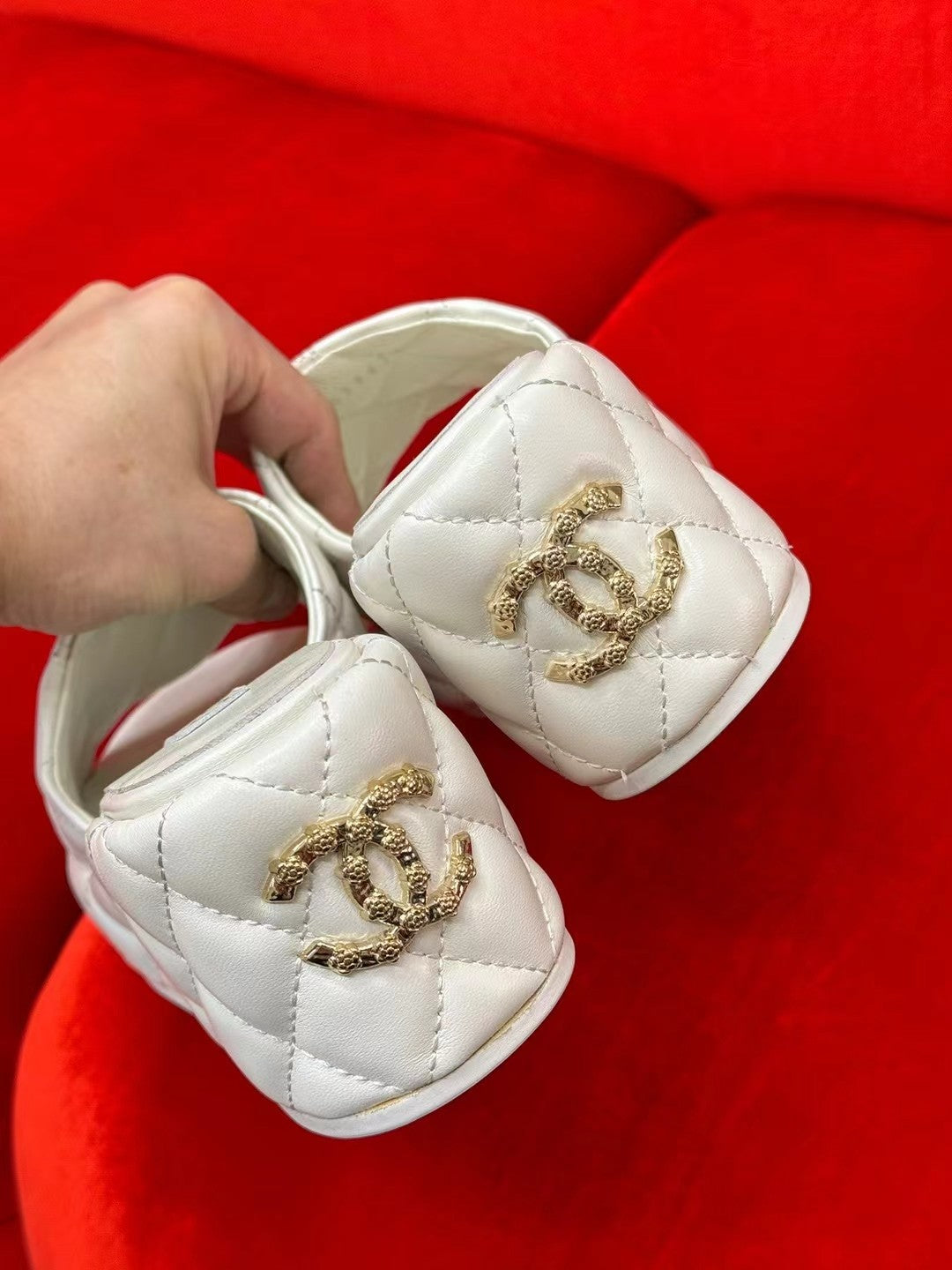 CC WEDGE HEELS WHITE LAMBSKIN - 35
