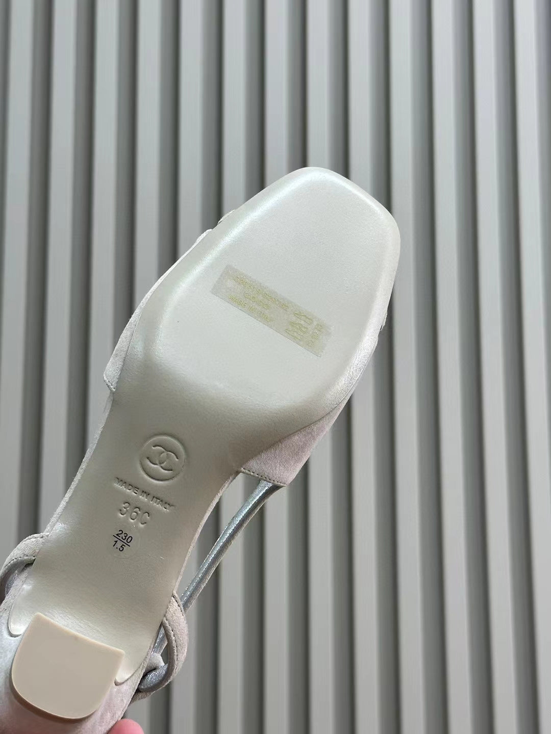 SLINGBACKS IN GREY SUEDE AND SILVER LAMBSKIN - 35