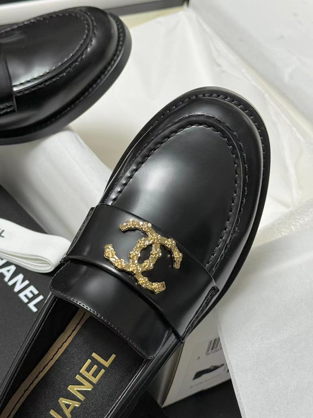 CC LOAFER BLACK CALFSKIN WITH META LOGO - 35