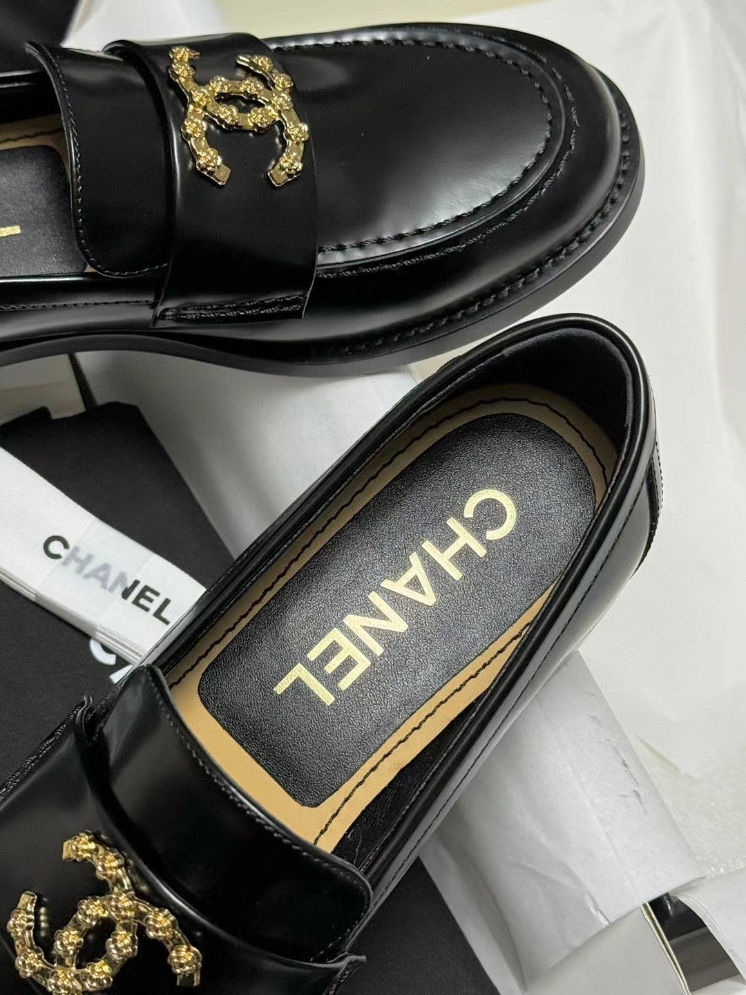 CC LOAFER BLACK CALFSKIN WITH META LOGO - 35