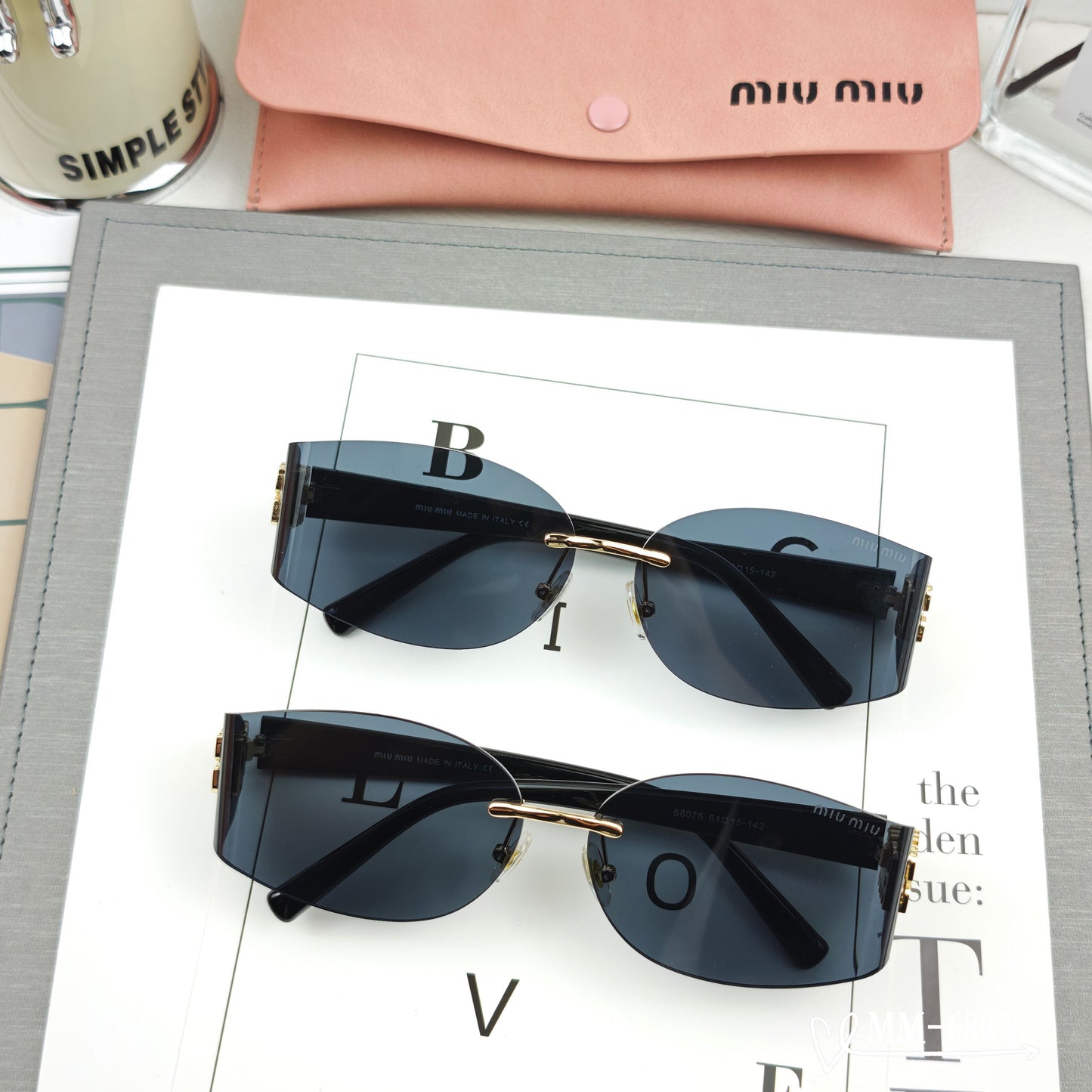 LOGO SUNGLASSES 68076 IN BLACK ACETATE - Small