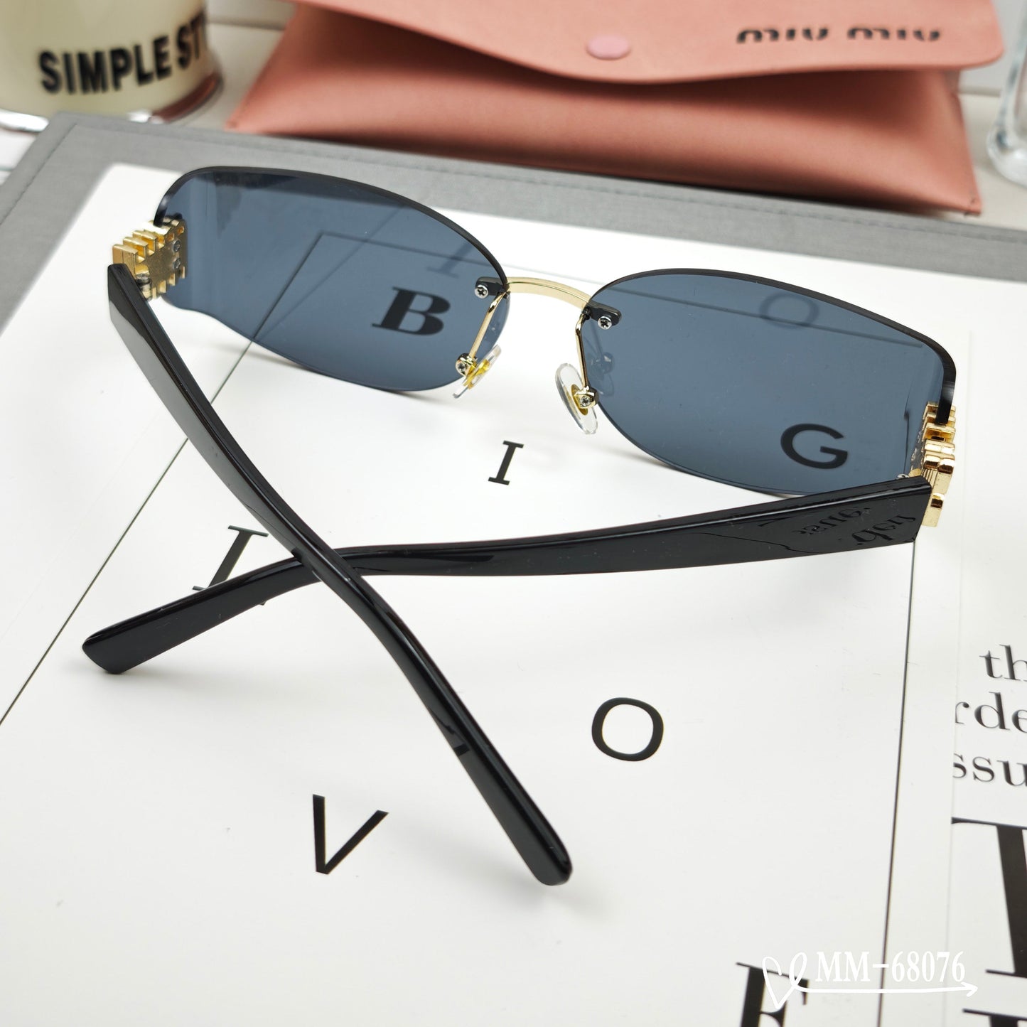 LOGO SUNGLASSES 68076 IN BLACK ACETATE - Small