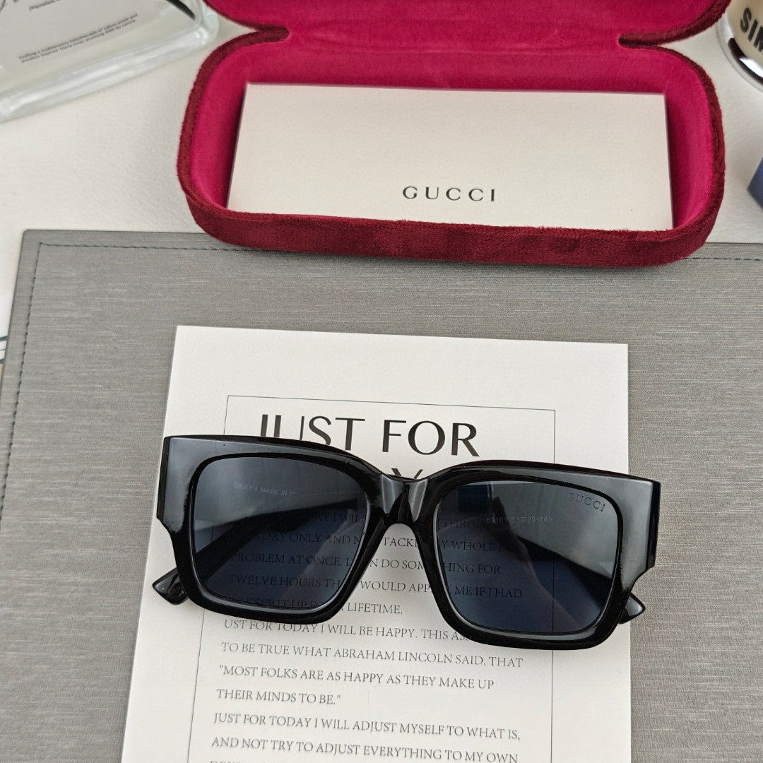 SQUARE FRAME SUNGLASSES 69101 IN ACETATE - Black