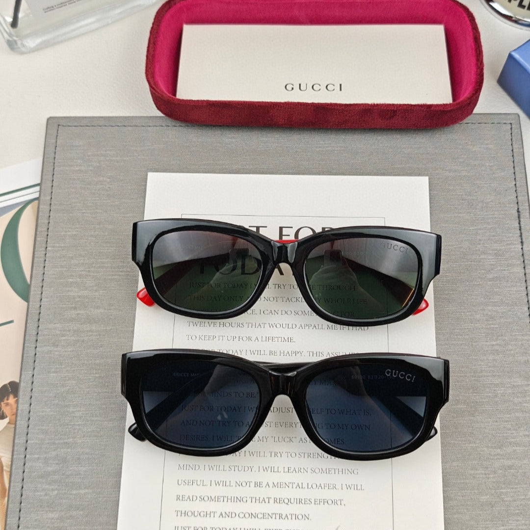 EMBOSSED LOGO OVAL FRAME SUNGLASSES 69100 IN ACETATE - Dark green