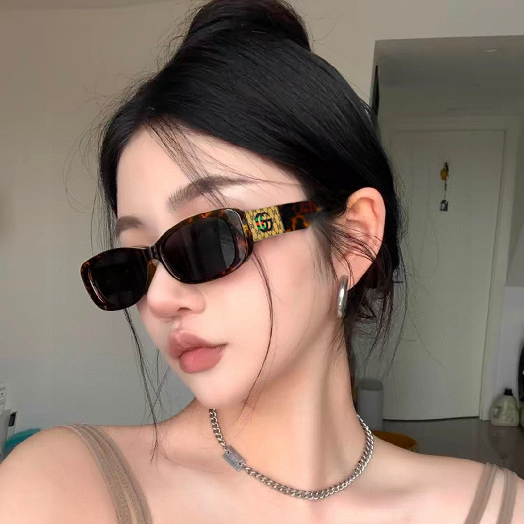 RECTANGULAR FRAME SUNGLASSES 58006 IN ACETATE - Black