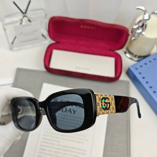 RECTANGULAR FRAME SUNGLASSES 58006 IN ACETATE - Black