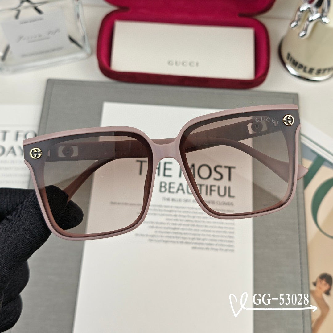 BUTTERFLY FRAME SUNGLASSES 53028 IN ACETATE - Black