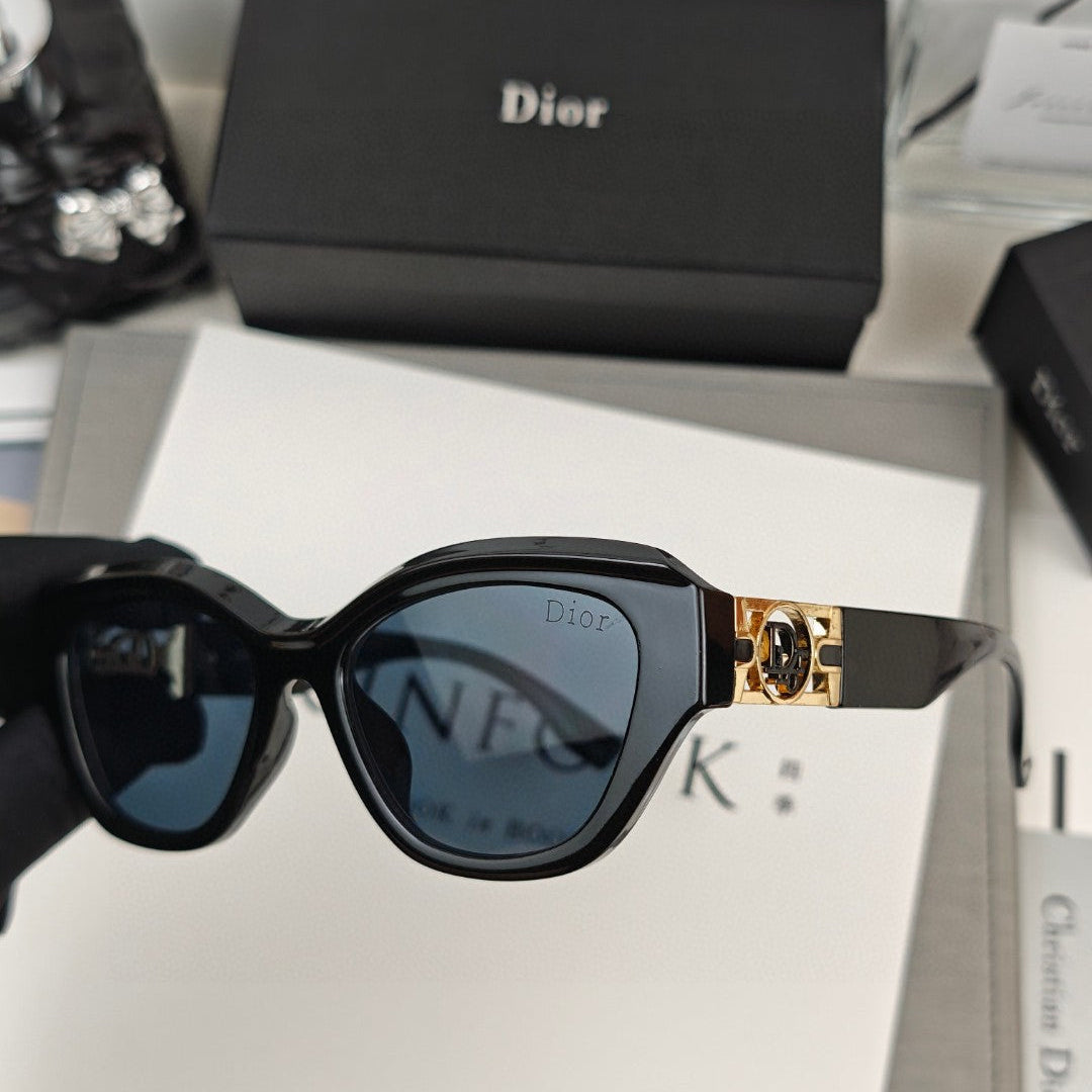 CAT EYE SUNGLASS 58049 IN ACETATE - Black