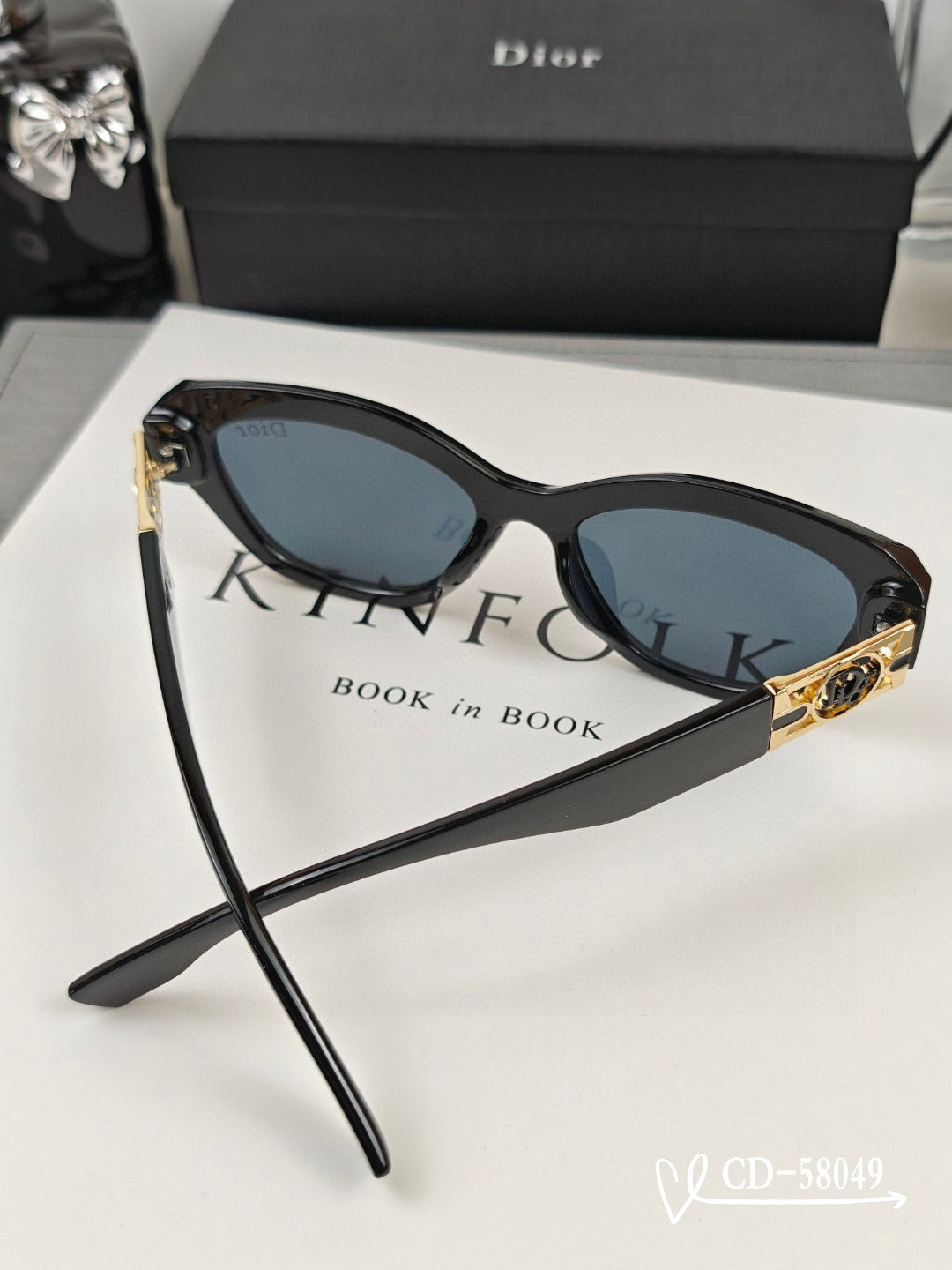 CAT EYE SUNGLASS 58049 IN ACETATE - Black