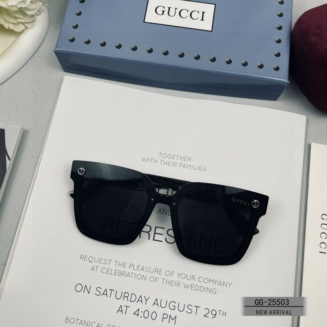 EMBOSSED LOGO SQUARE FRAME SUNGLASSES 25503 IN ACETATE - Black