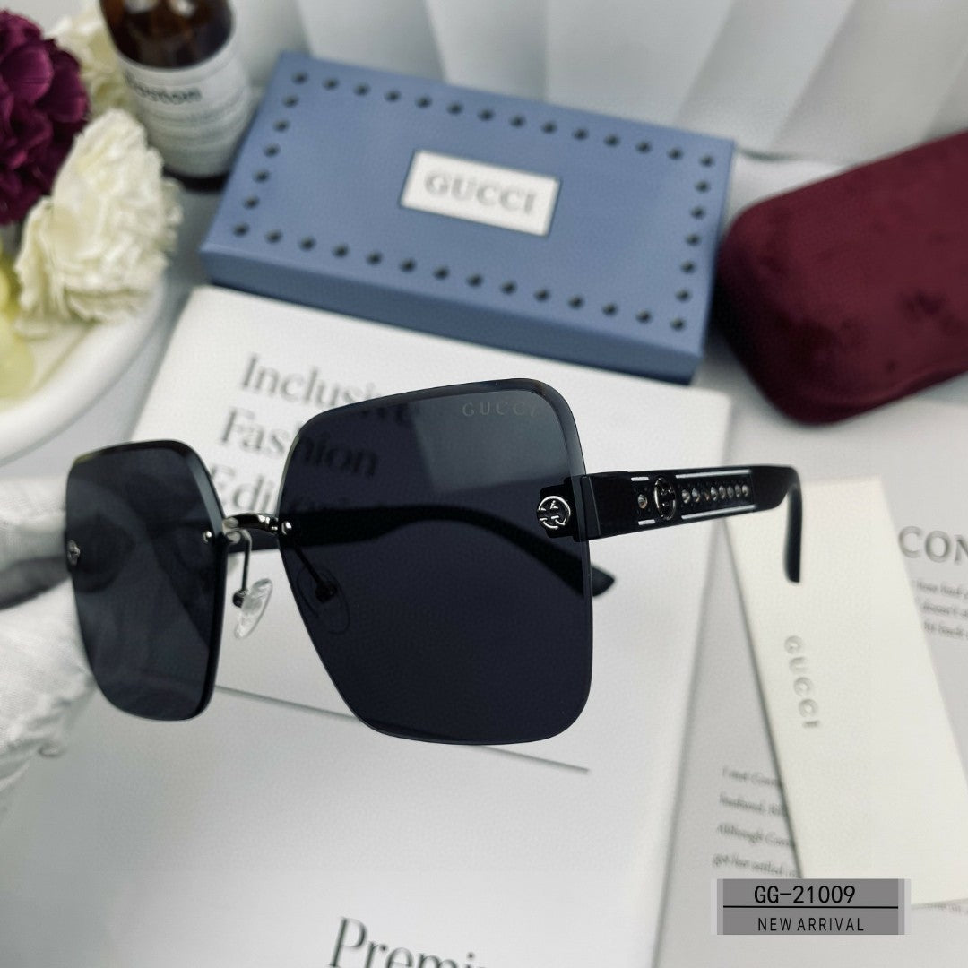 CRYSTAL STUDDED SQUARE FRAME SUNGLASSES 21009 IN ACETATE - Black